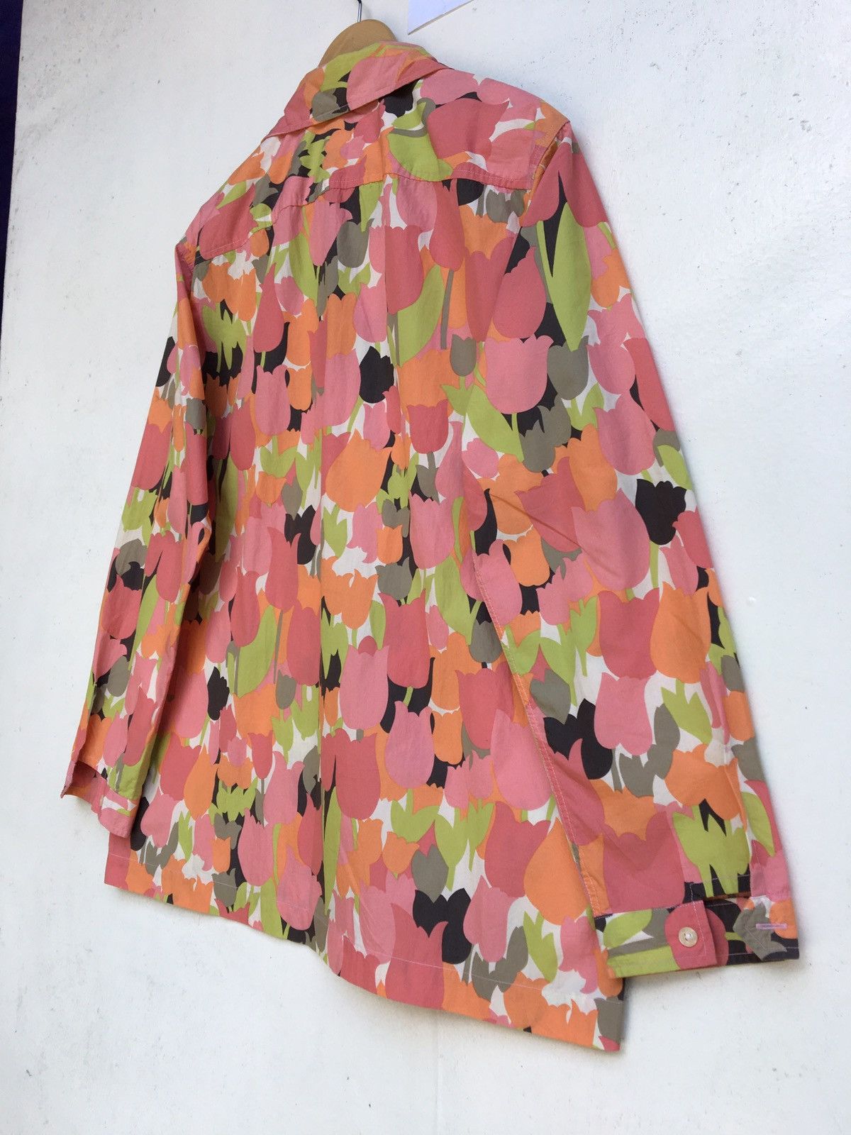 Paul Smith Vintage Paul Smith Floral Rare Design Buttons Up Shirt Size US M / EU 48-50 / 2 - 13 Thumbnail