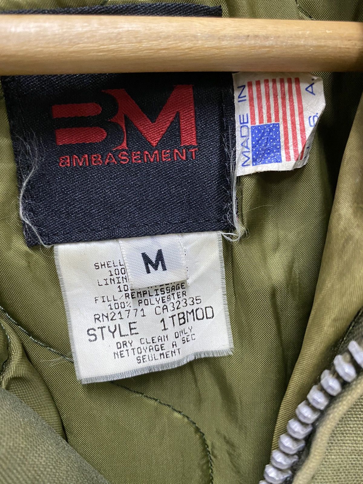 Vintage Vintage 80s Embasement Army Bomber Jacket Size US M / EU 48-50 / 2 - 7 Thumbnail