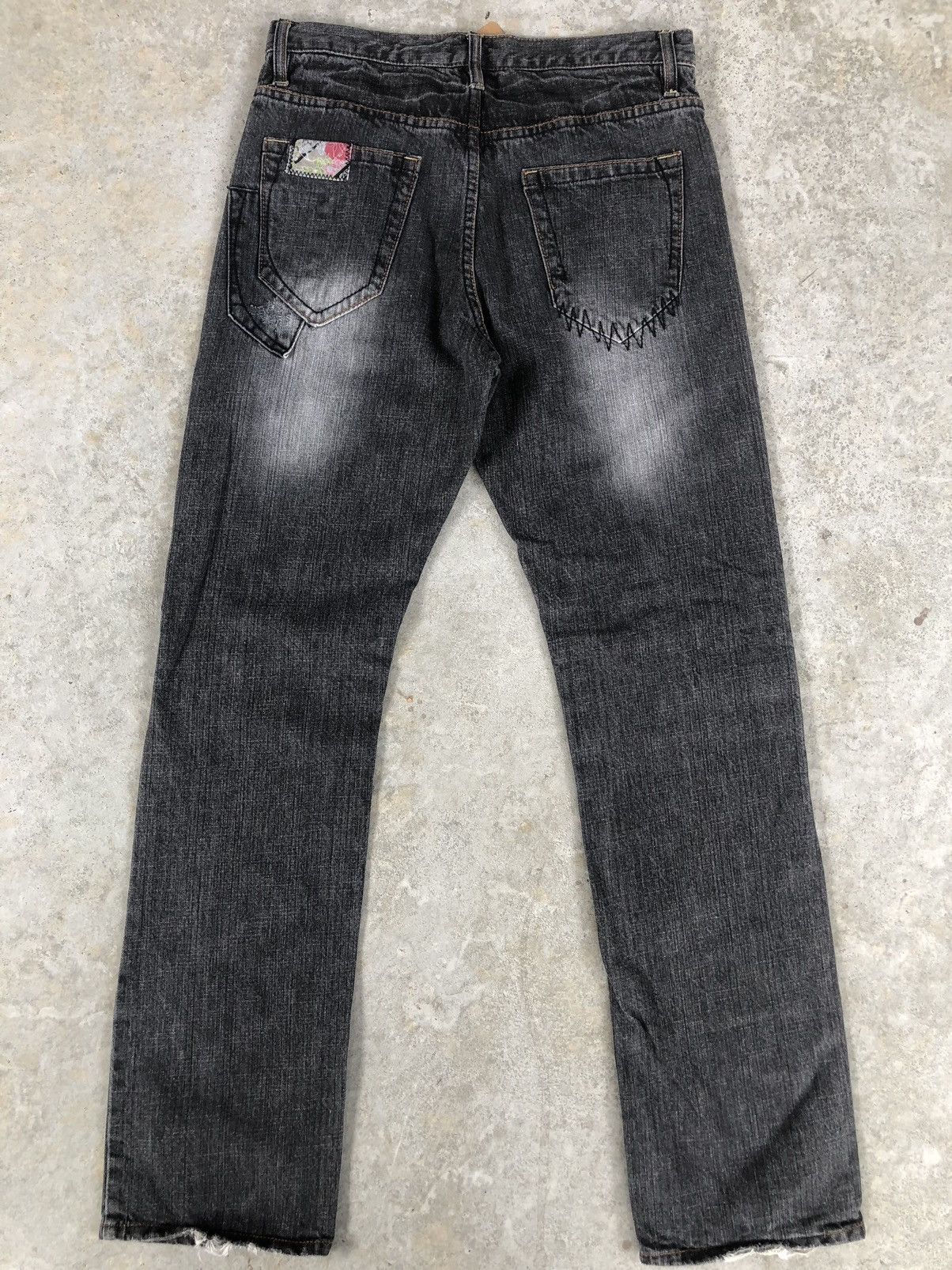 Who Decides War Japanese Steer Blue Patchwork Jeans Distressed Jeans Size US 32 / EU 48 - 2 Thumbnail