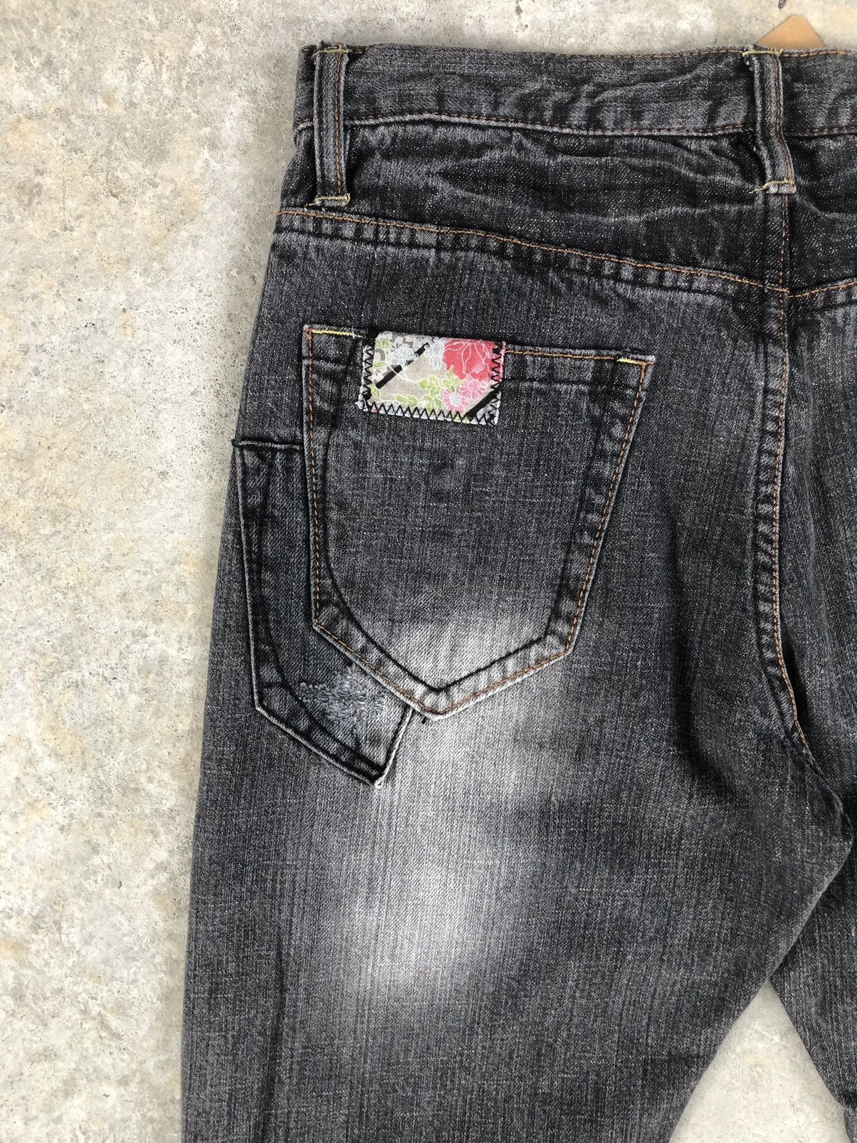 Who Decides War Japanese Steer Blue Patchwork Jeans Distressed Jeans Size US 32 / EU 48 - 9 Thumbnail
