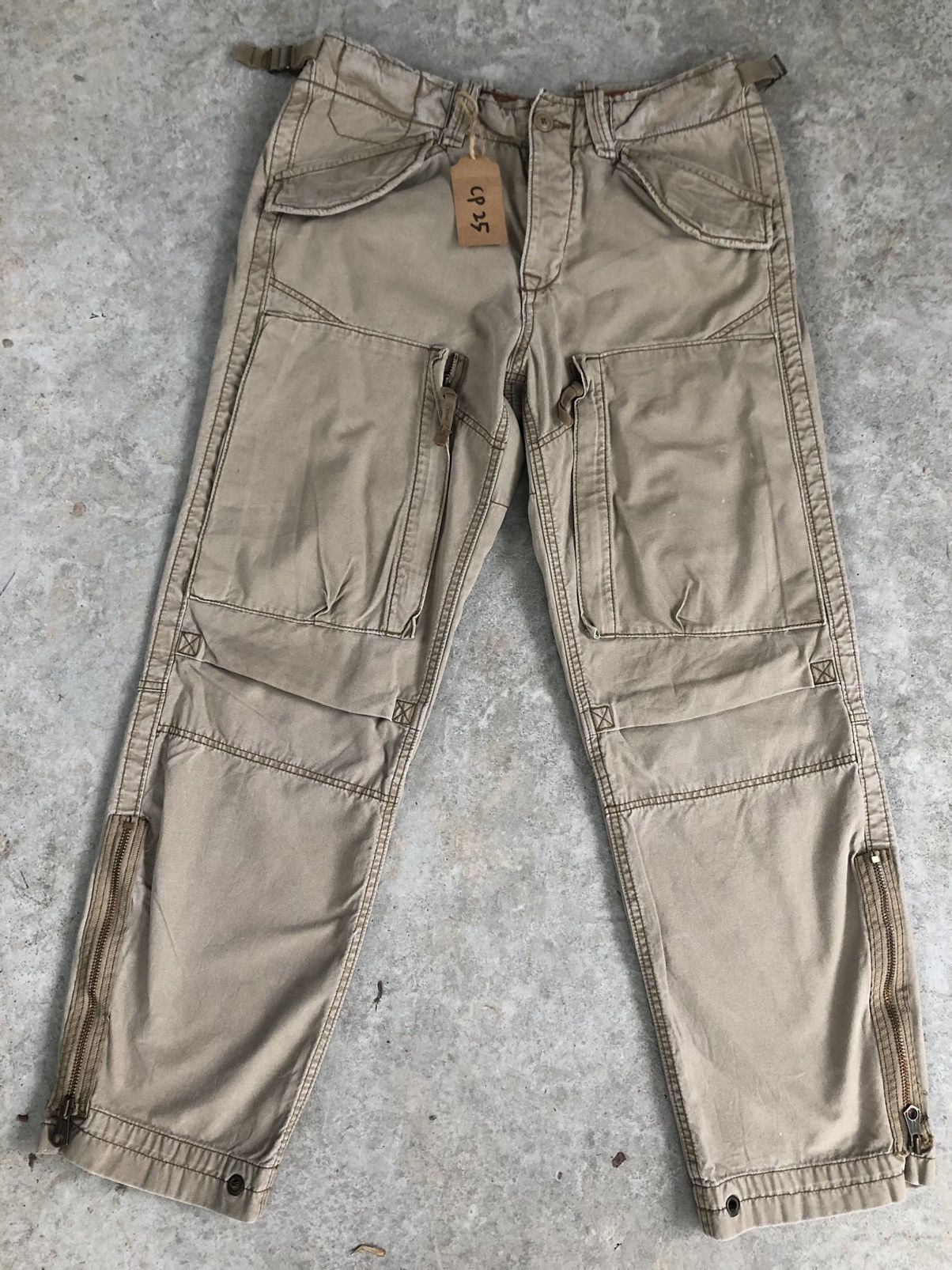 RARE Gap SFCA Cargo Pants Tactical Multipocket Zipper