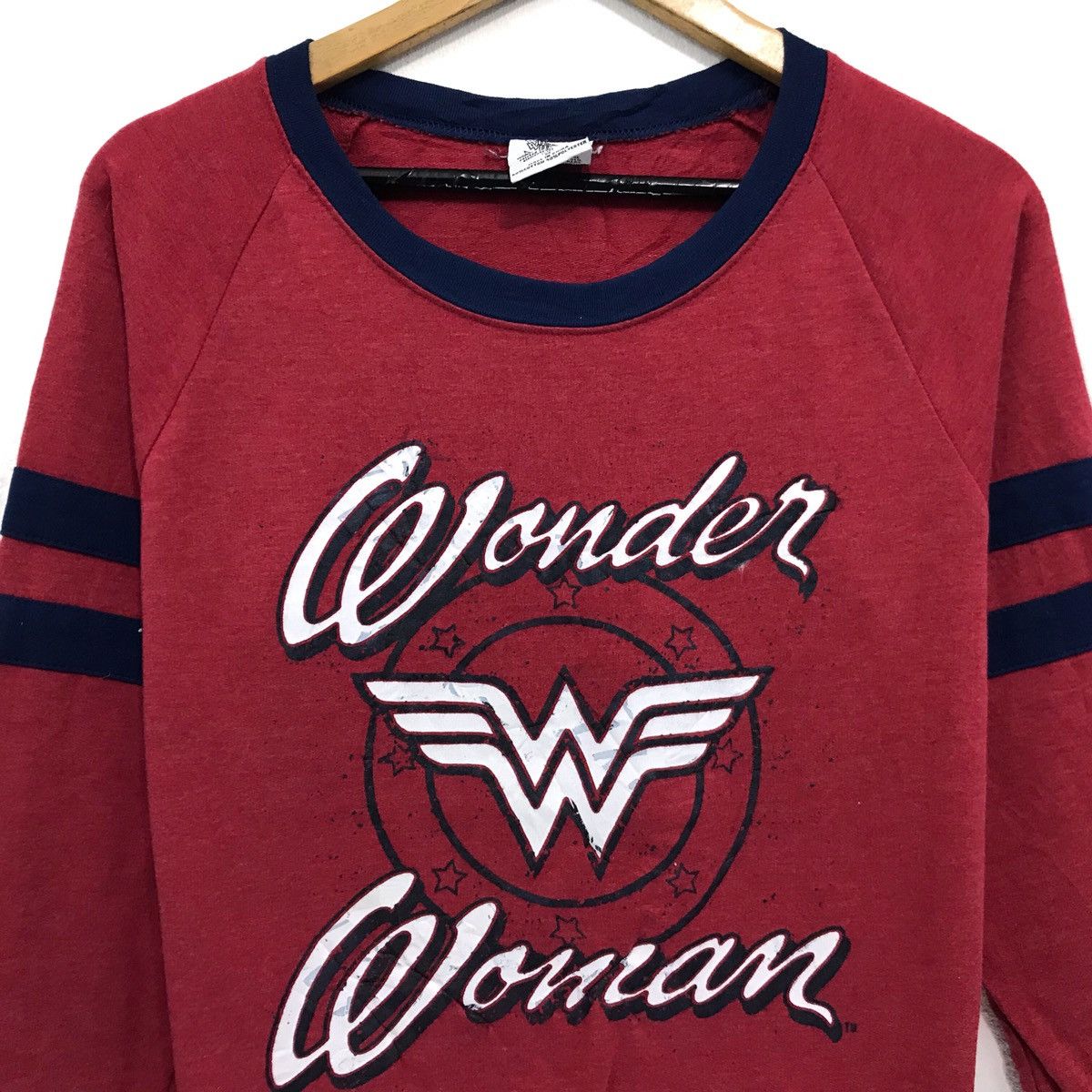 DC Comics × Marvel Comics Wonder Woman Sweatshirt Big Logo Spellout Size US S / EU 44-46 / 1 - 2 Thumbnail
