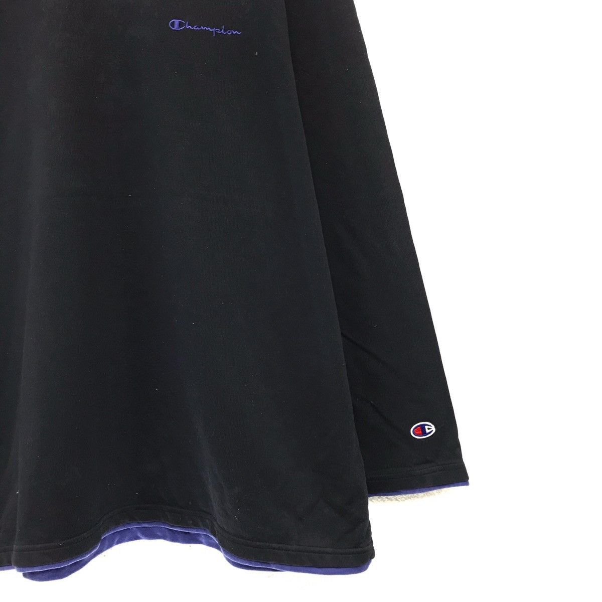 Champion × Japanese Brand Vintage Champion Sweatshirt Embroidered Champion Size US L / EU 52-54 / 3 - 3 Thumbnail