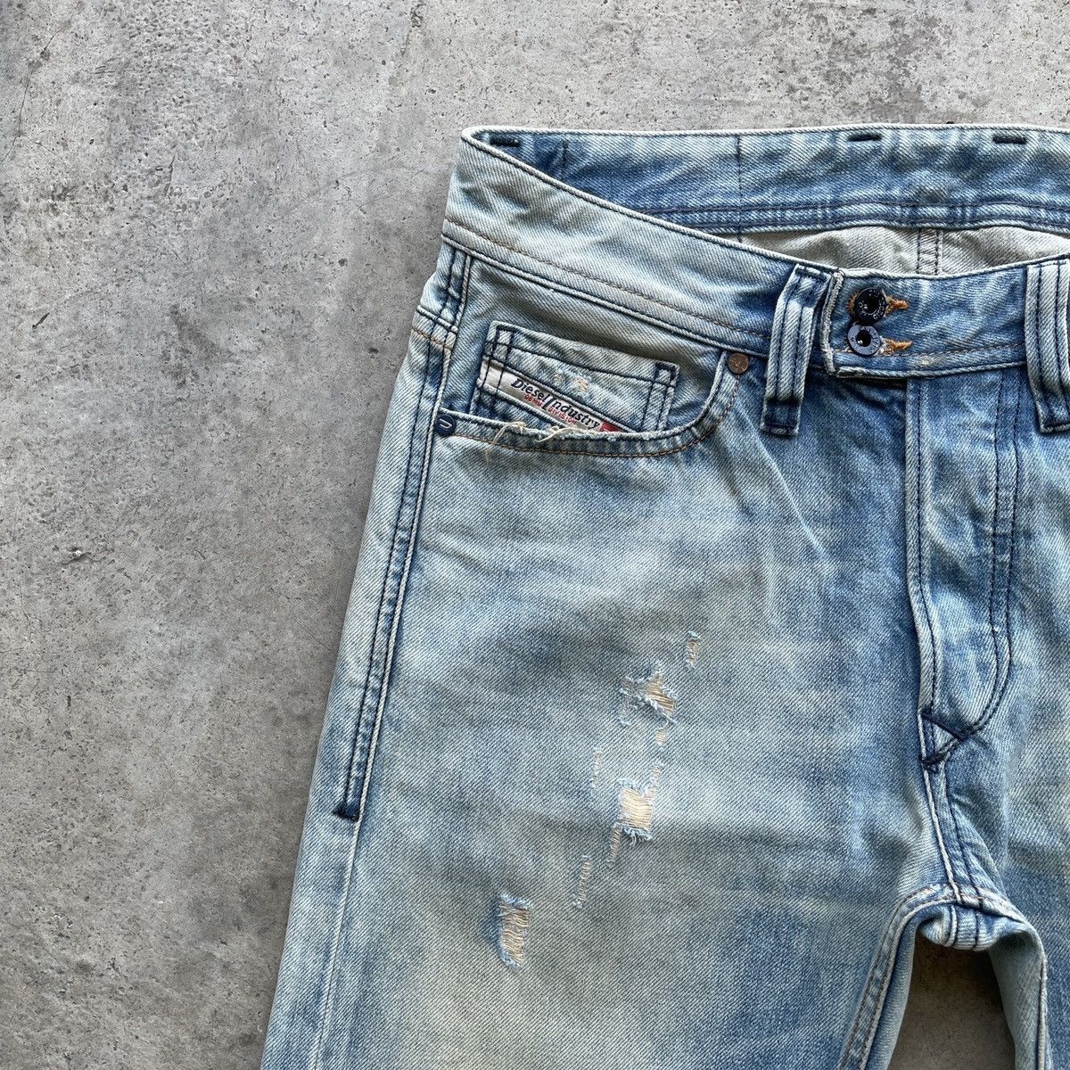 Diesel × Jean × Vintage Vintage Diesel Industry Faded Denim Jeans Pants W30x30.5 Size US 30 / EU 46 - 3 Thumbnail