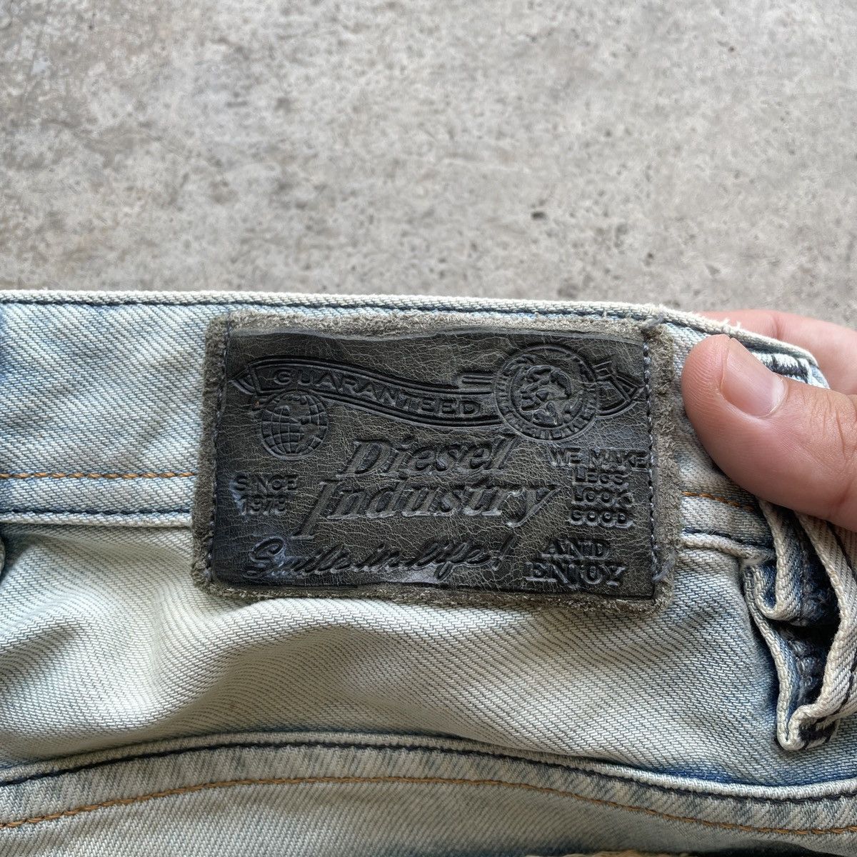 Diesel × Jean × Vintage Vintage Diesel Industry Faded Denim Jeans Pants W30x30.5 Size US 30 / EU 46 - 10 Thumbnail