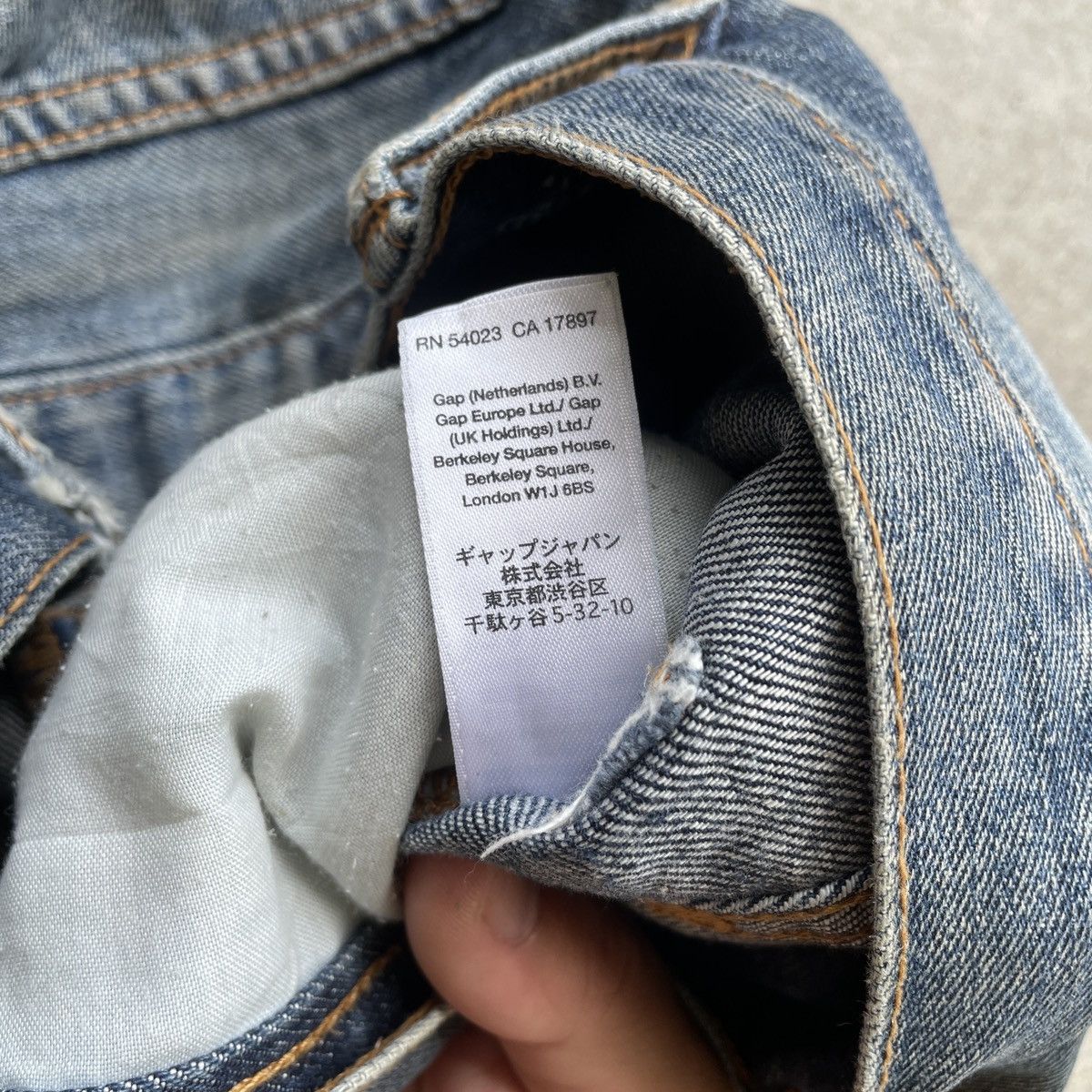 Gap Vintage Gap Distressed Denim Jeans Pants Ripped W32x31.5 Size US 32 / EU 48 - 8 Thumbnail