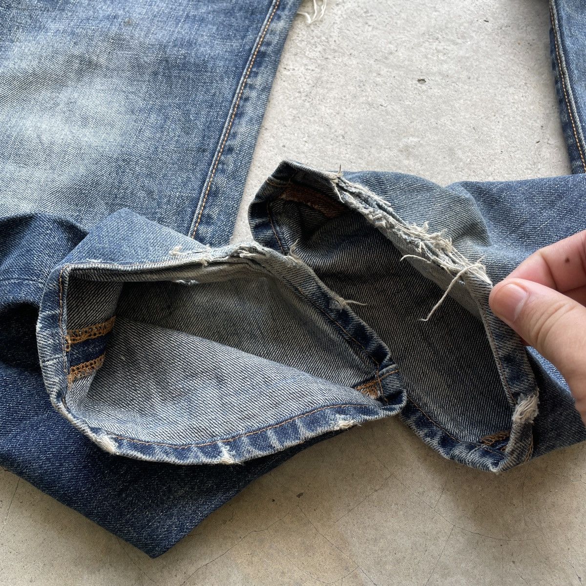 Gap Vintage Gap Distressed Denim Jeans Pants Ripped W32x31.5 Size US 32 / EU 48 - 10 Thumbnail