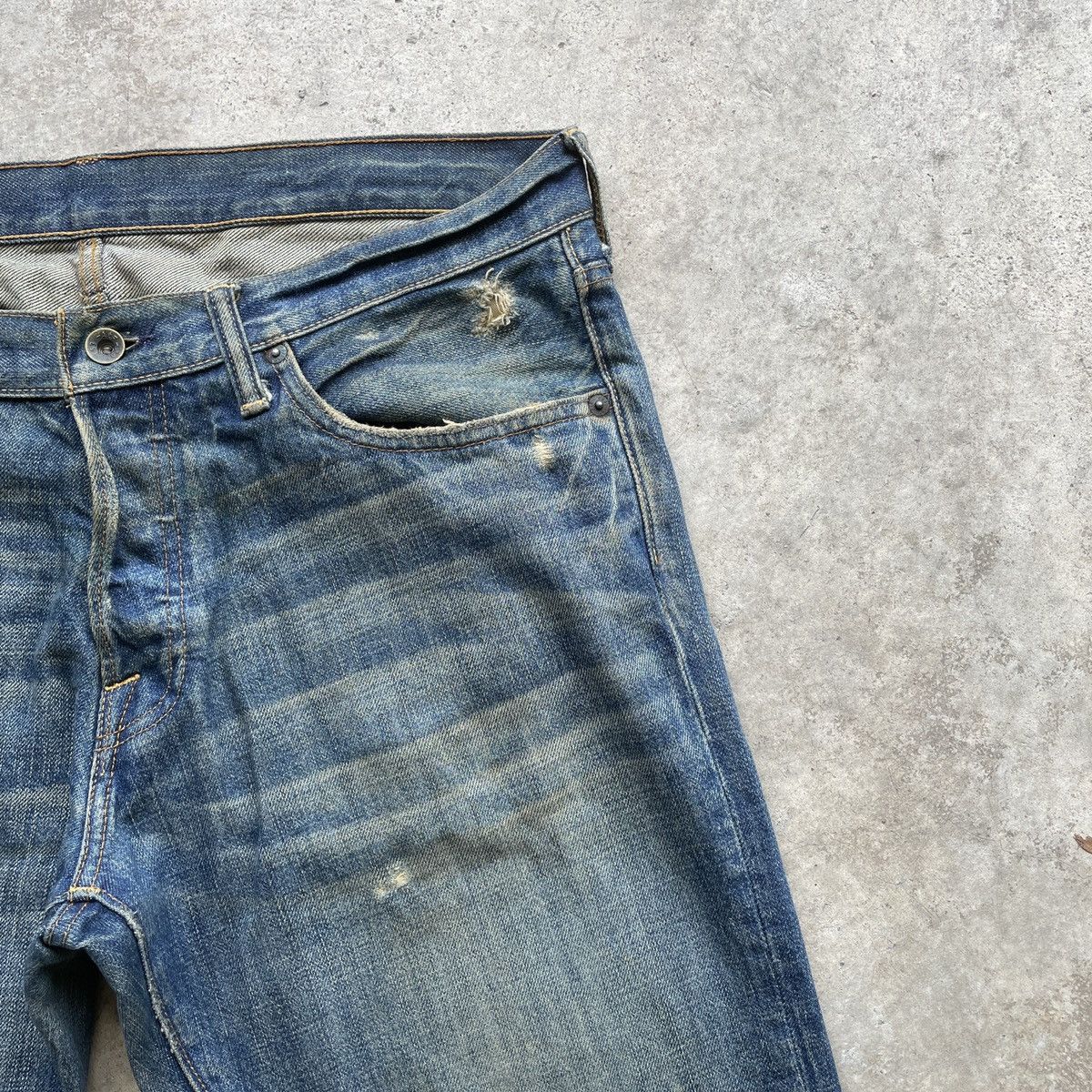 Abercrombie & Fitch Vintage Abercrombie & Fitch Distressed Denim Jeans Pants Size US 37 - 4 Thumbnail