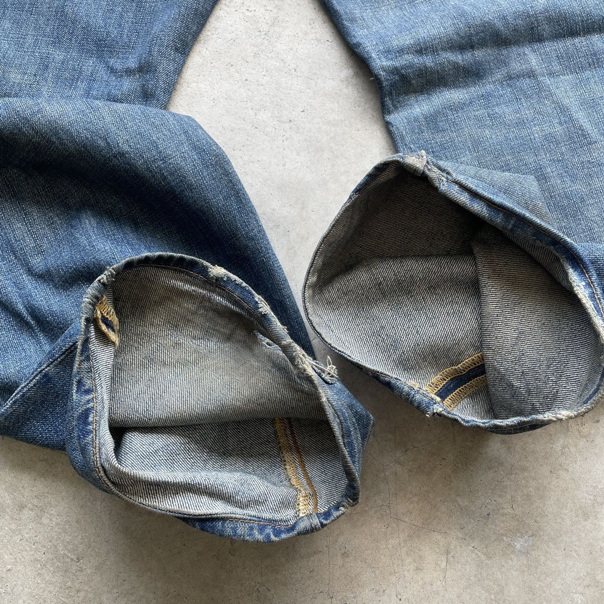 Abercrombie & Fitch Vintage Abercrombie & Fitch Distressed Denim Jeans Pants Size US 37 - 12 Thumbnail