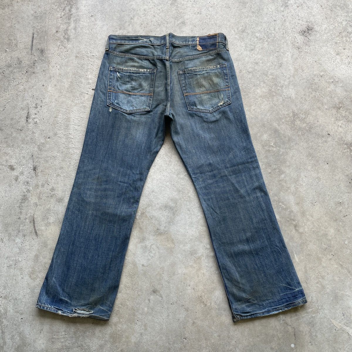 Abercrombie & Fitch Vintage Abercrombie & Fitch Distressed Denim Jeans Pants Size US 37 - 14 Thumbnail