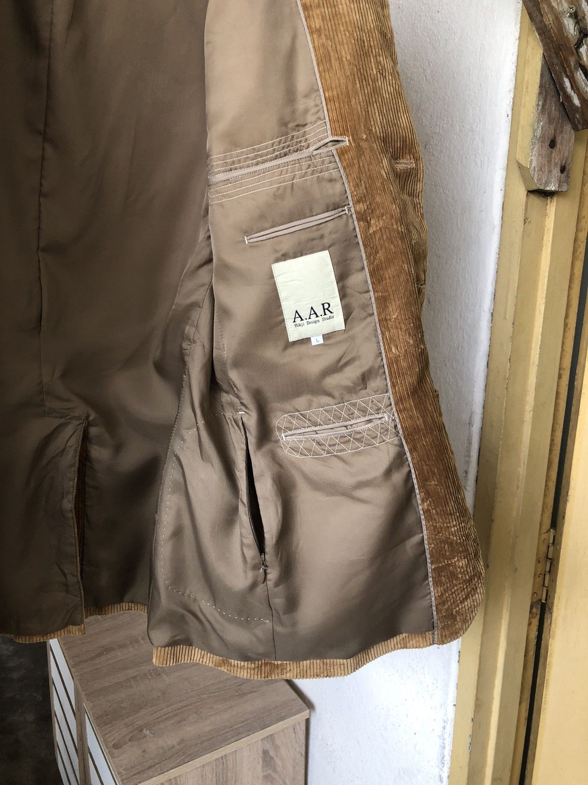 Yohji Yamamoto Vintage Yohji Yamamoto Corduroy Single Breasted Blazer Size US L / EU 52-54 / 3 - 16 Thumbnail