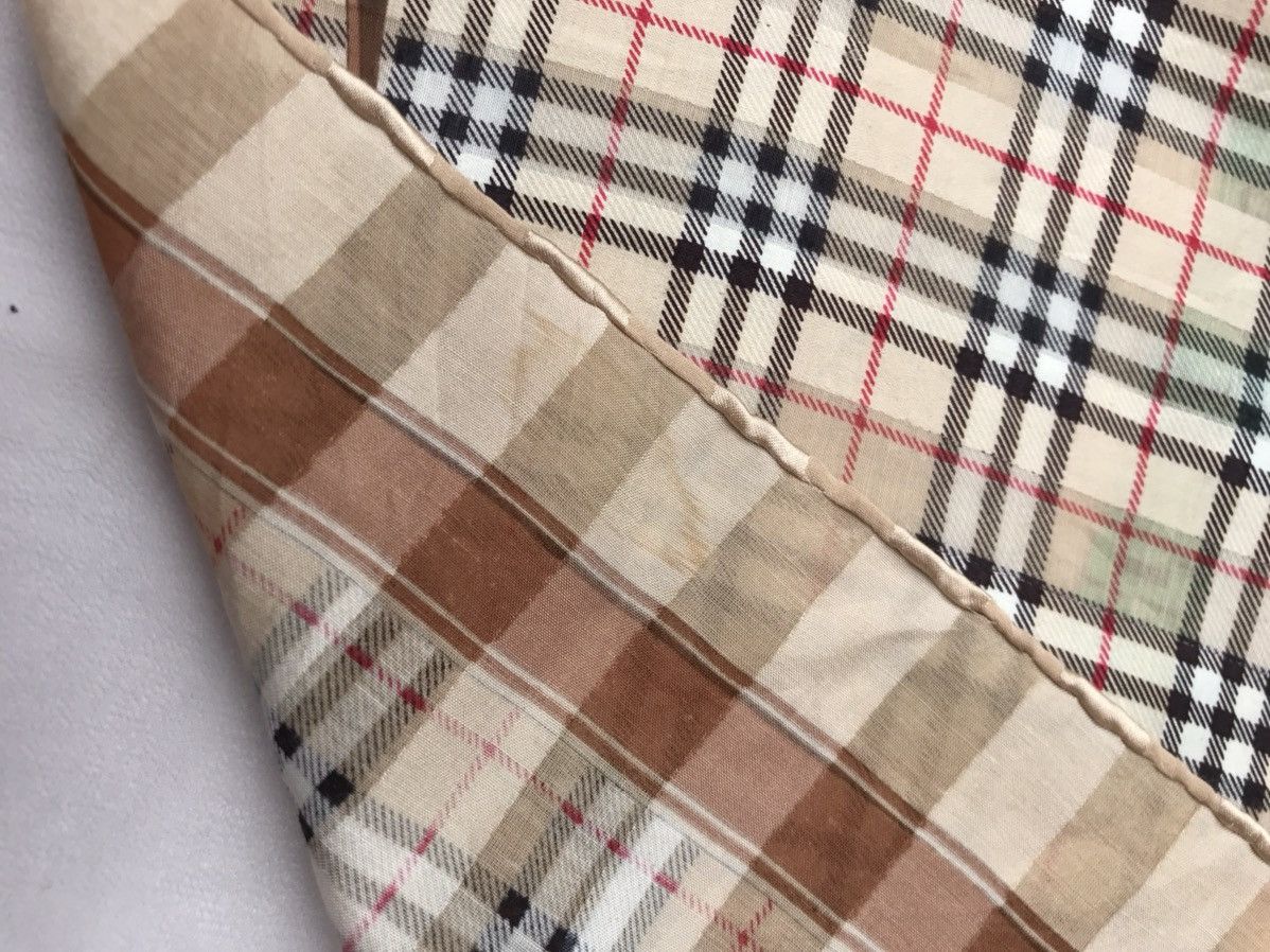 Burberry Vtg Burberry Shelter Under A Burberry Nova Check Silk Scarve Size ONE SIZE - 4 Thumbnail