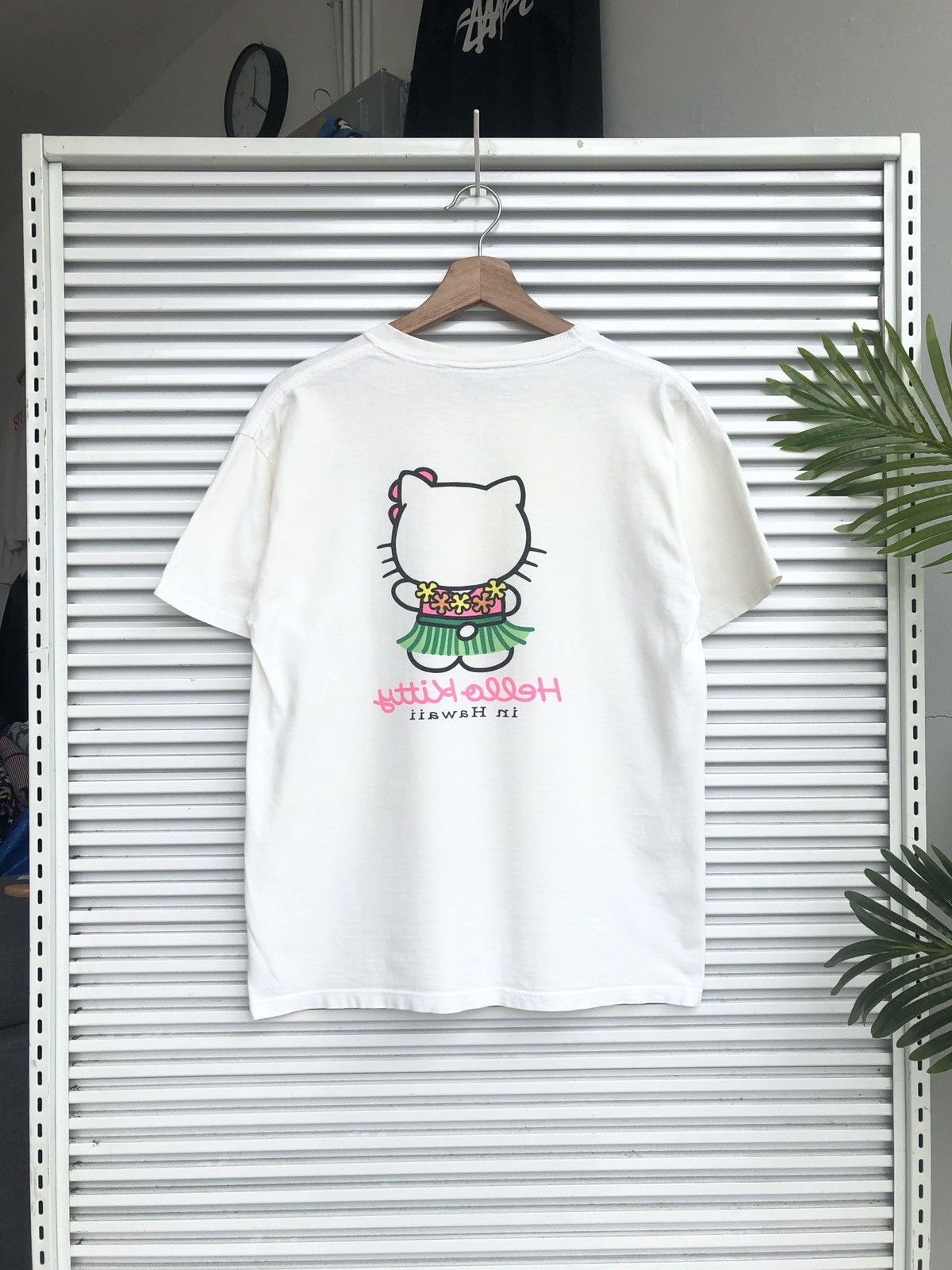 Cartoon Network Vintage Hello Kitty Tees / Baby Anime Milo Evangelion Size US M / EU 48-50 / 2 - 3 Thumbnail
