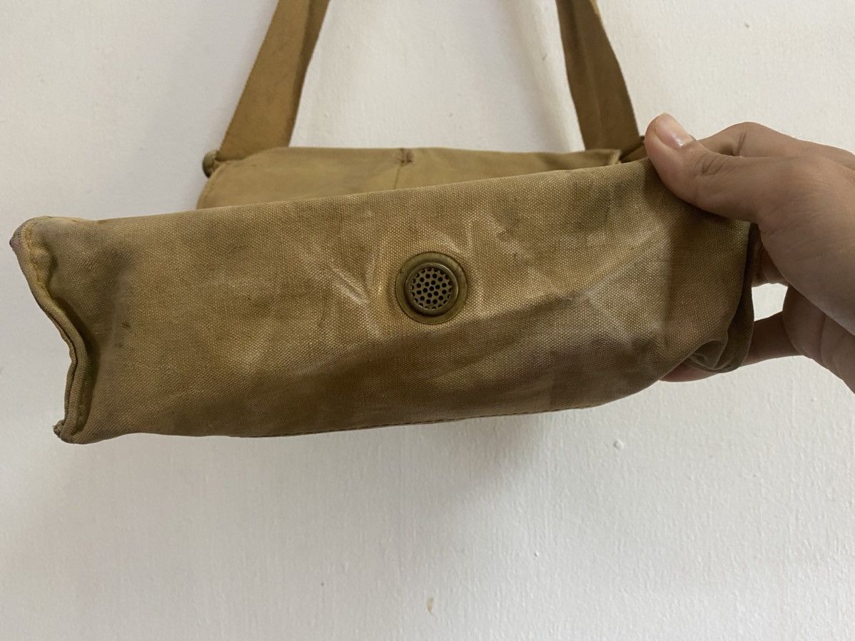 Vintage 🔥1942 British United WWII Gas Mask Bag Super Rare Collector Size ONE SIZE - 6 Thumbnail