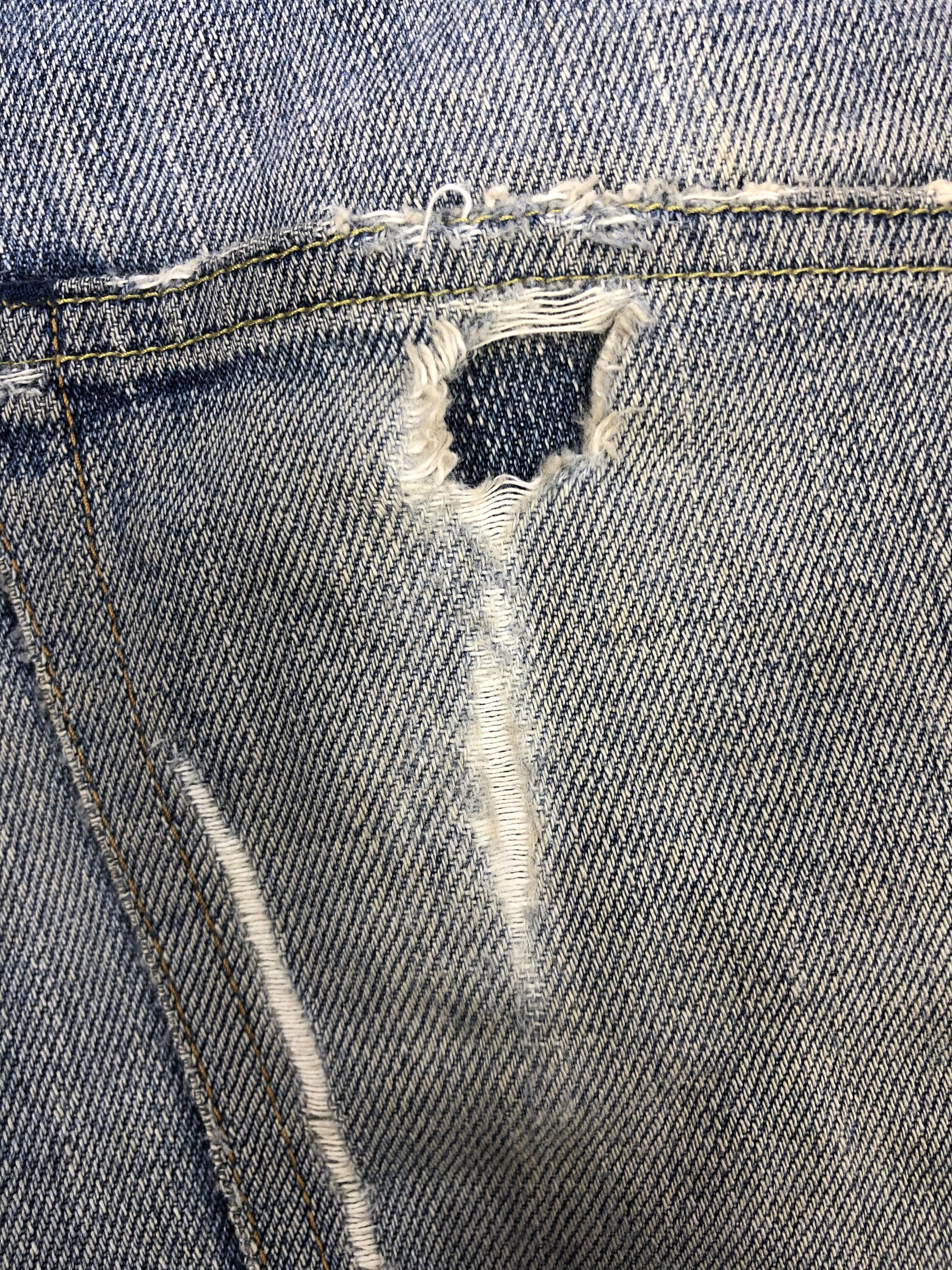 Beauty & Youth by United Arrows Ripped Jean Size 31