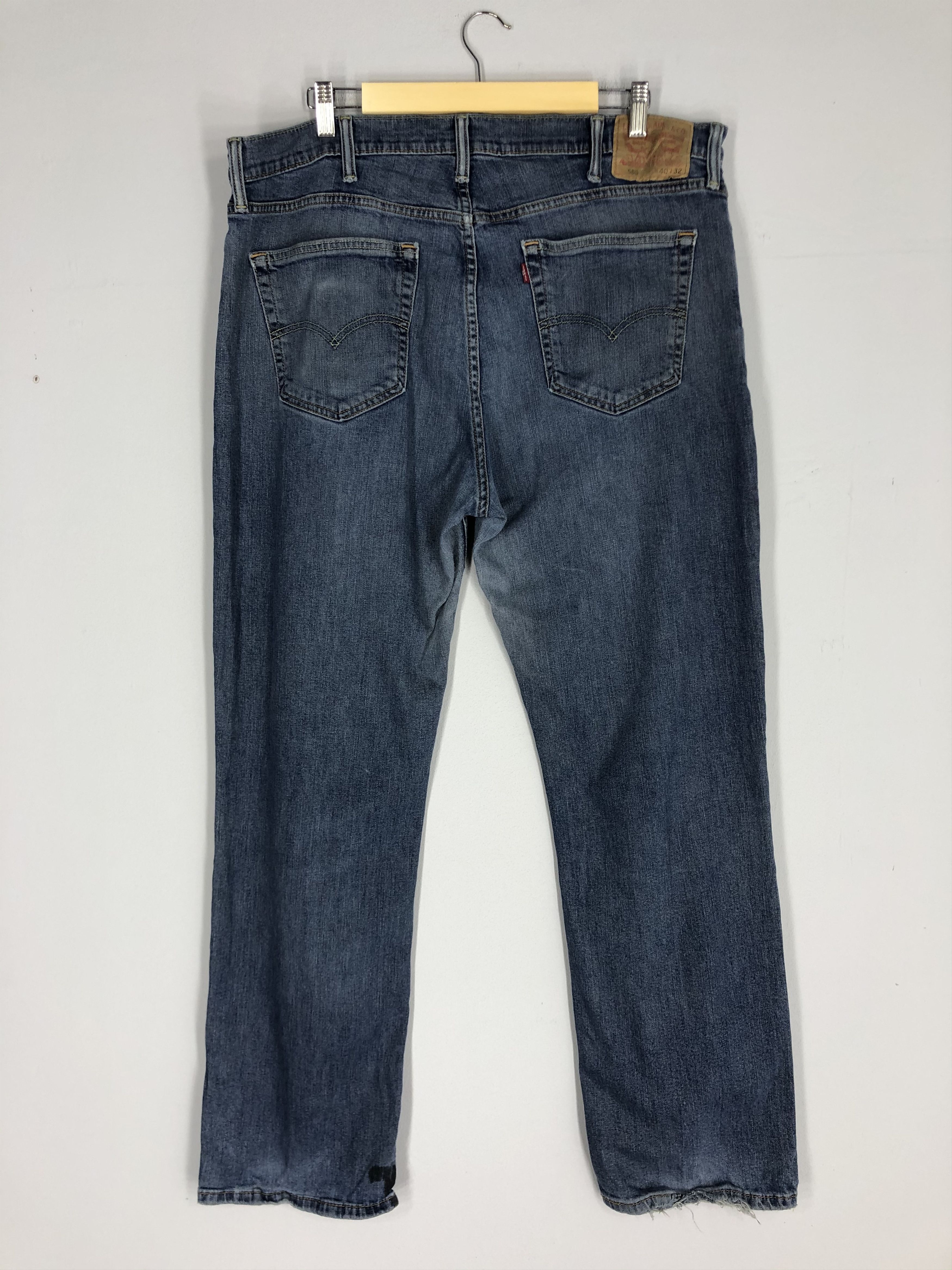 Vintage Levi's 559 Blue Jean Size 40