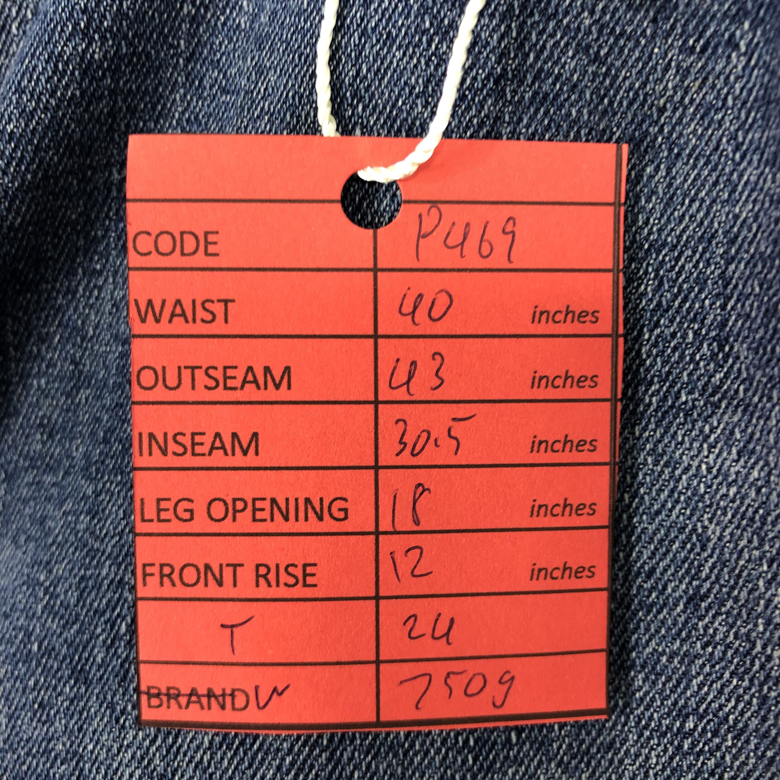 Vintage Levi's 559 Blue Jean Size 40