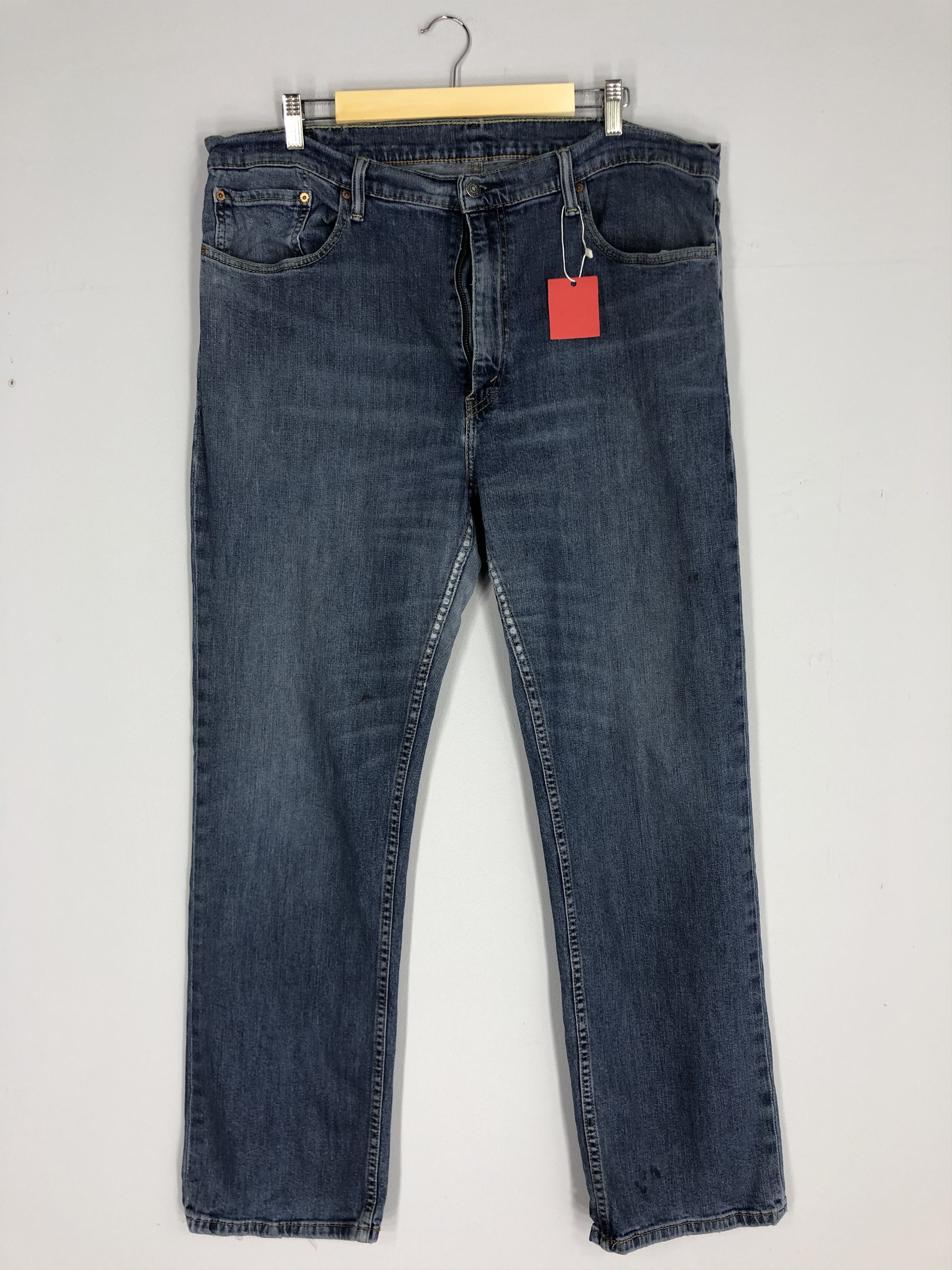 Vintage Levi's 559 Blue Jean Size 40