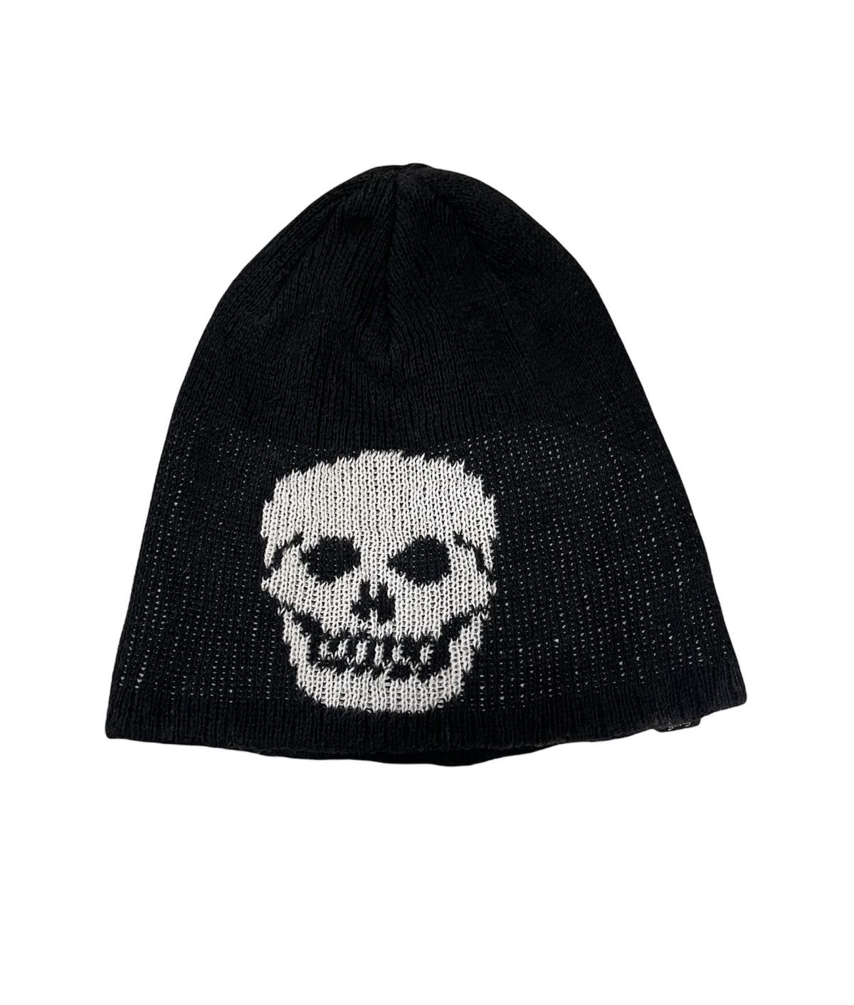 Vintage Skulls Skateboards Beanie
