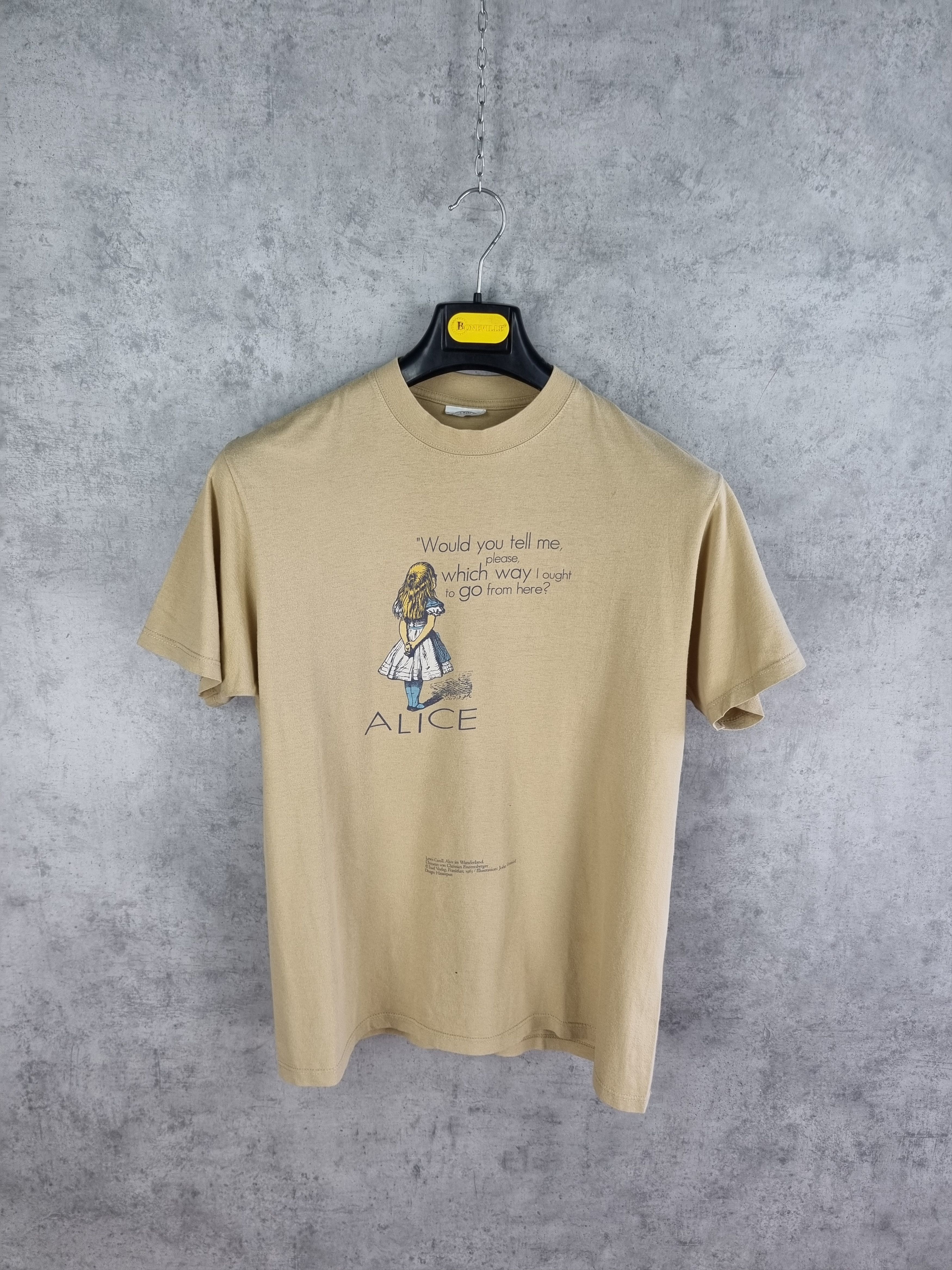 Disney × Vintage Rare Alice in Wonderland Tee Shirt faded Size US M / EU 48-50 / 2 - 11 Thumbnail