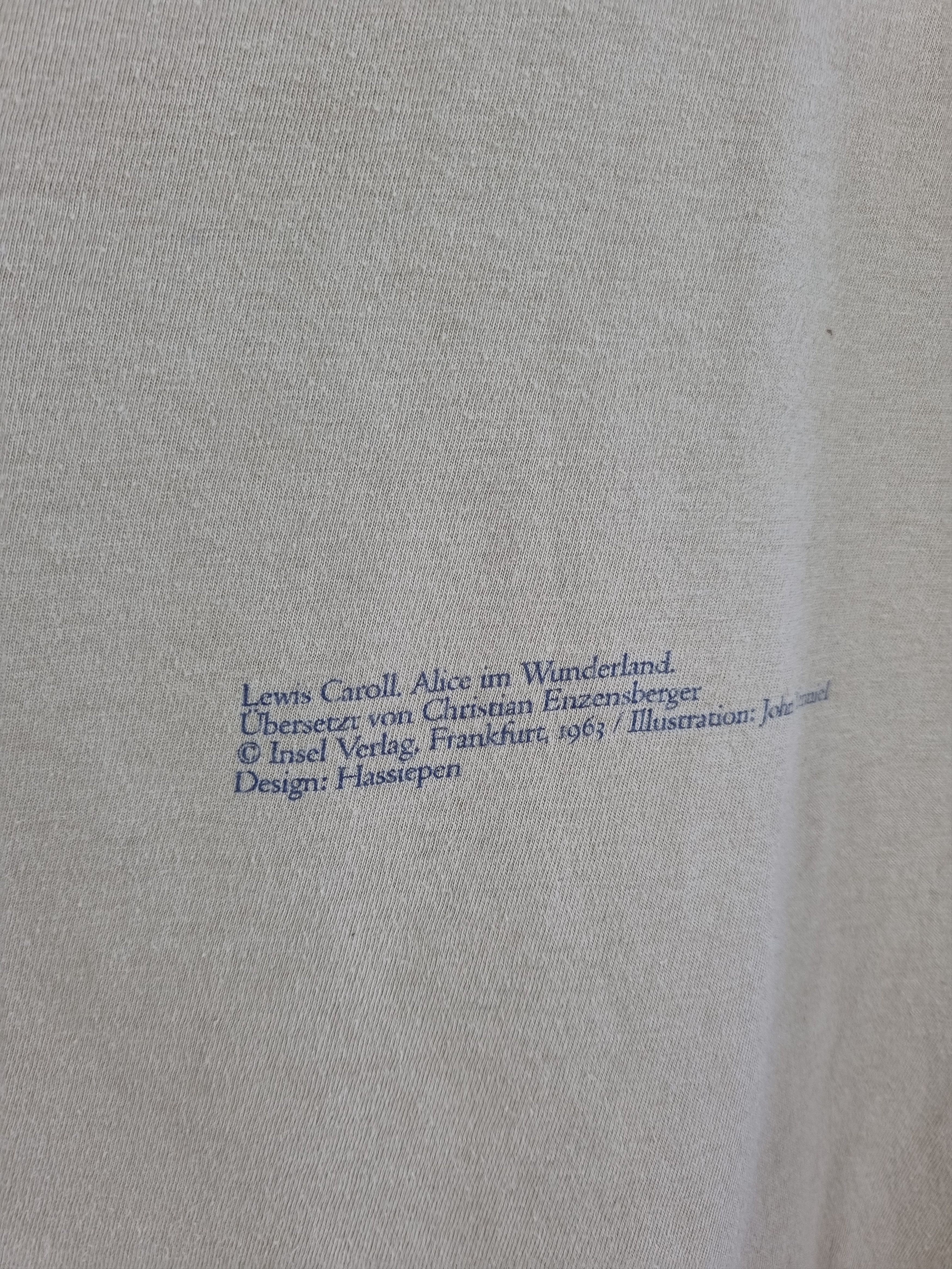 Disney × Vintage Rare Alice in Wonderland Tee Shirt faded Size US M / EU 48-50 / 2 - 9 Thumbnail