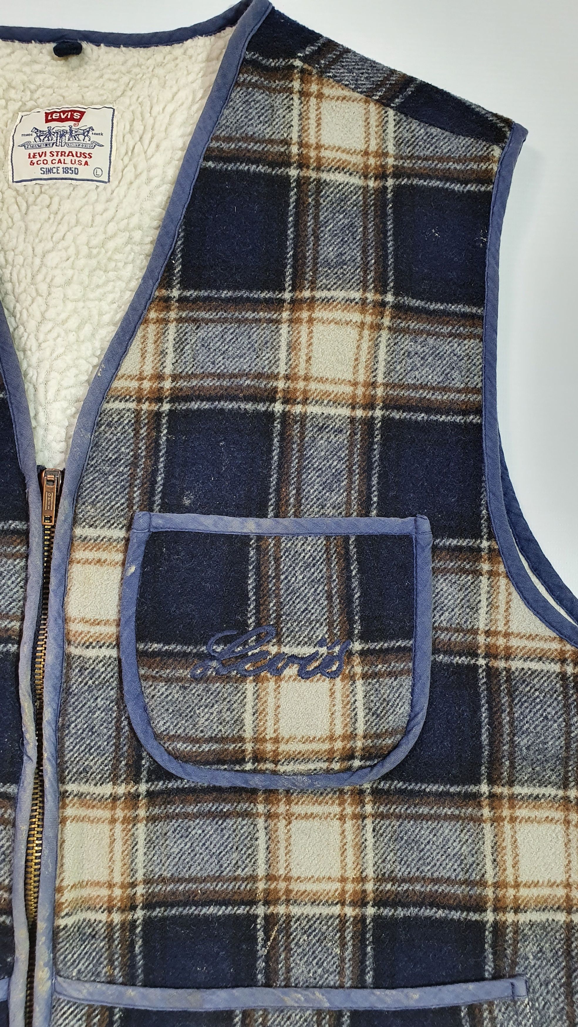 Levi's × Vintage 70s Very Rare Vintage Sherpa Wool Levi’s Vest Size US L / EU 52-54 / 3 - 7 Thumbnail