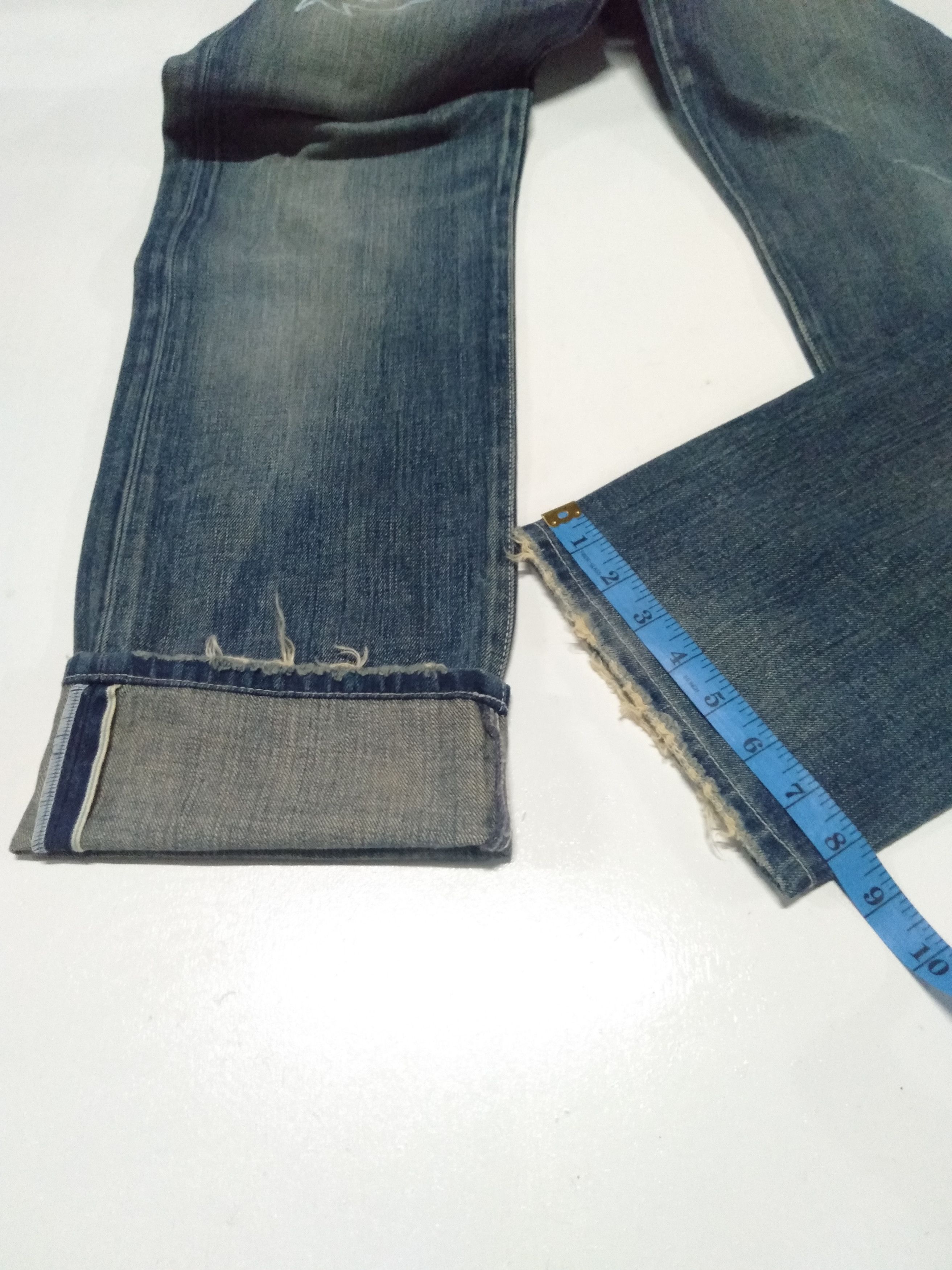 Japanese Brand × Levi's × Vintage vintage selvage 90s Levis redtab buckle back distresed denim Size US 30 / EU 46 - 7 Thumbnail