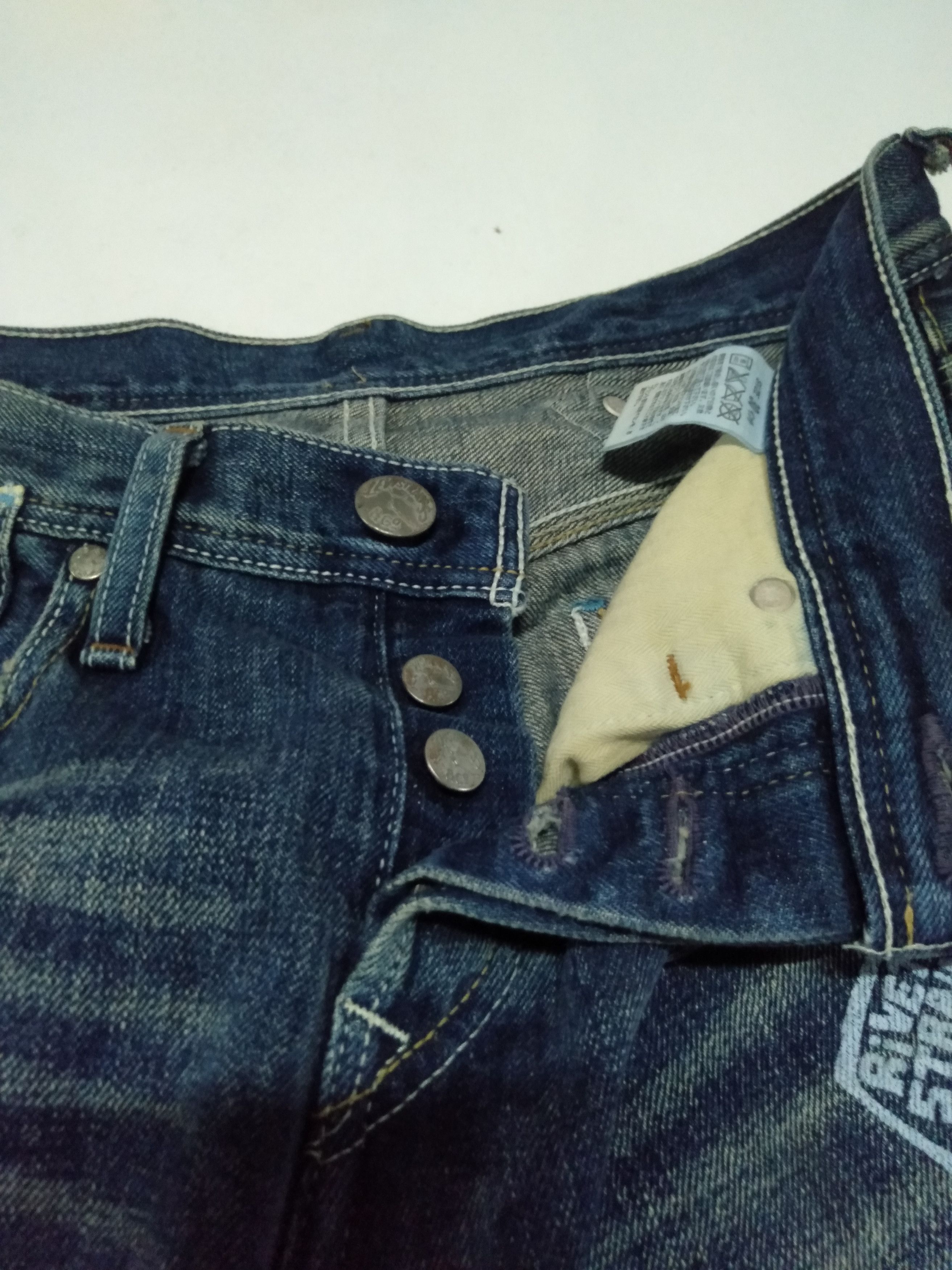Japanese Brand × Levi's × Vintage vintage selvage 90s Levis redtab buckle back distresed denim Size US 30 / EU 46 - 5 Thumbnail