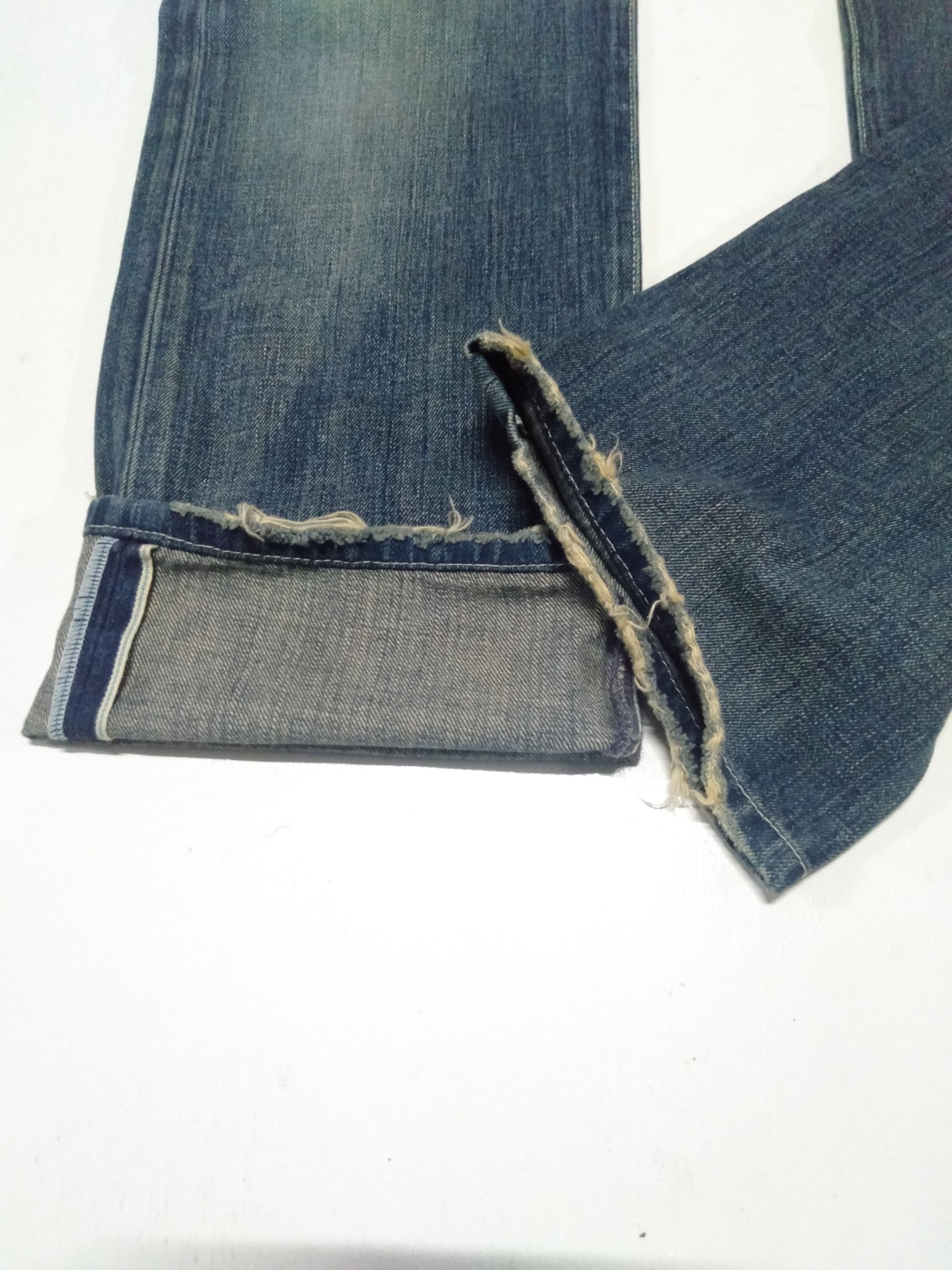 Japanese Brand × Levi's × Vintage vintage selvage 90s Levis redtab buckle back distresed denim Size US 30 / EU 46 - 9 Thumbnail