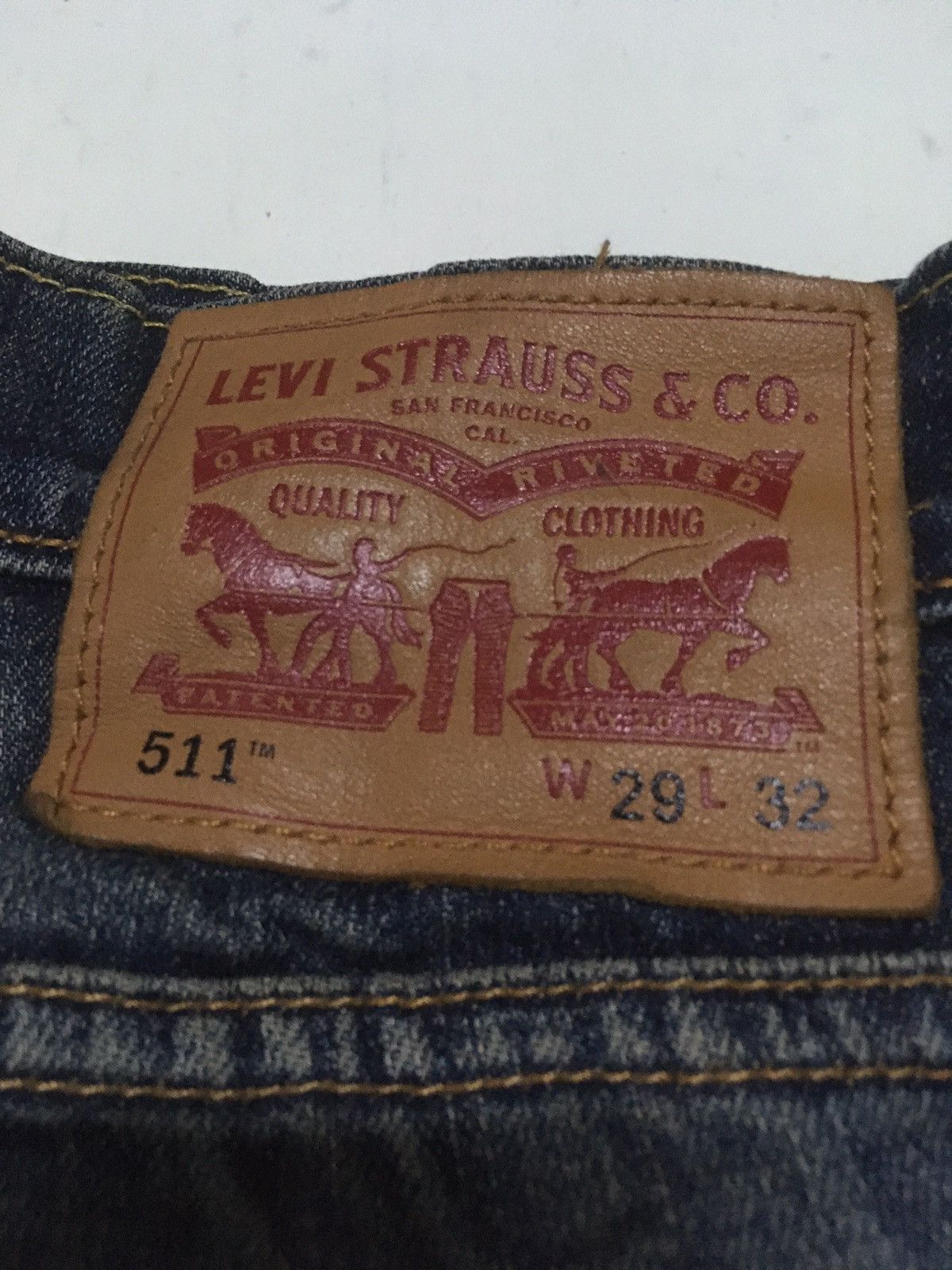 Levi's × Vintage Vintage Levi’s 502 distressed jeans Size US 32 / EU 48 - 12 Thumbnail