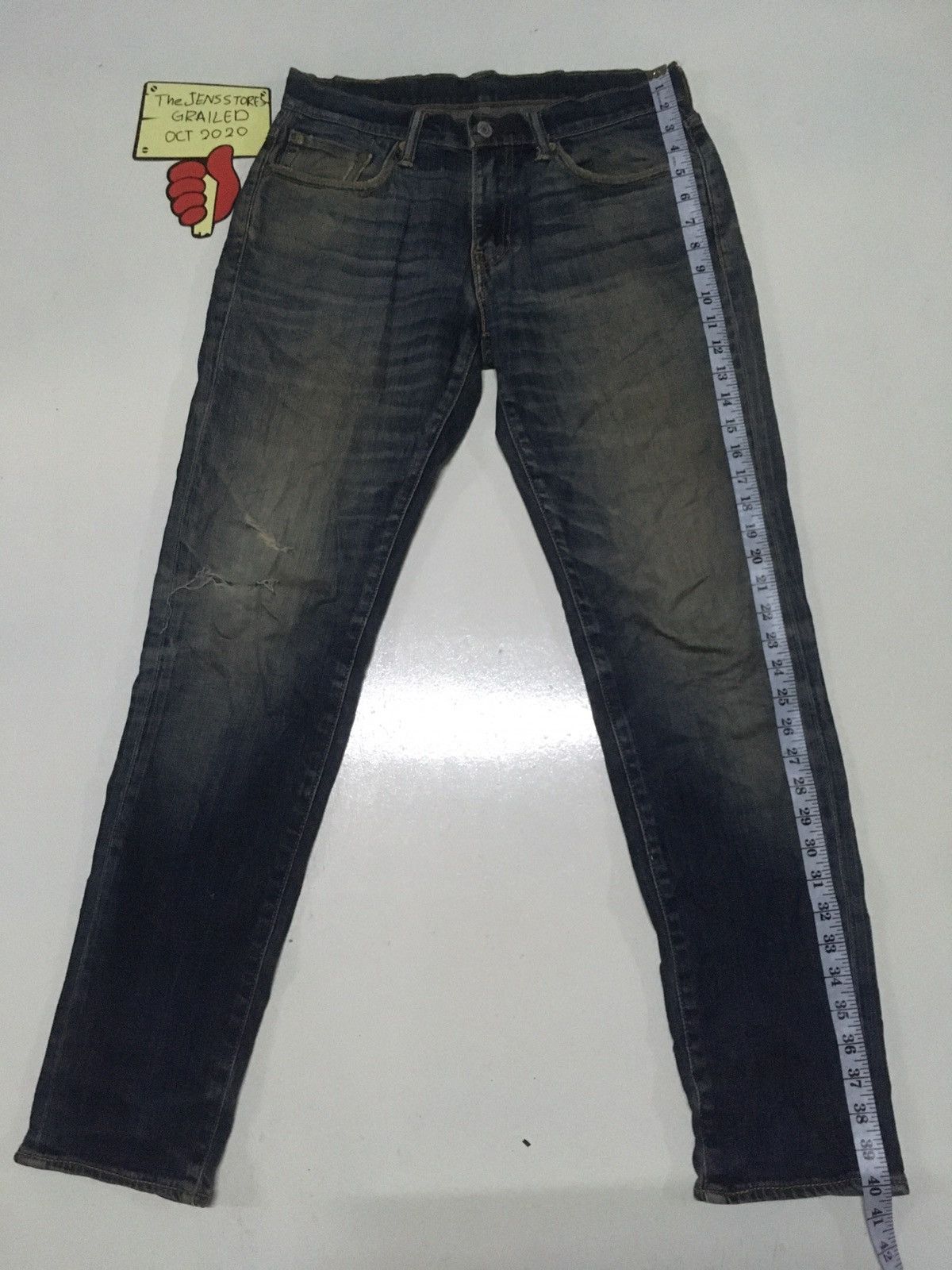 Levi's × Vintage Vintage Levi’s 502 distressed jeans Size US 32 / EU 48 - 2 Thumbnail
