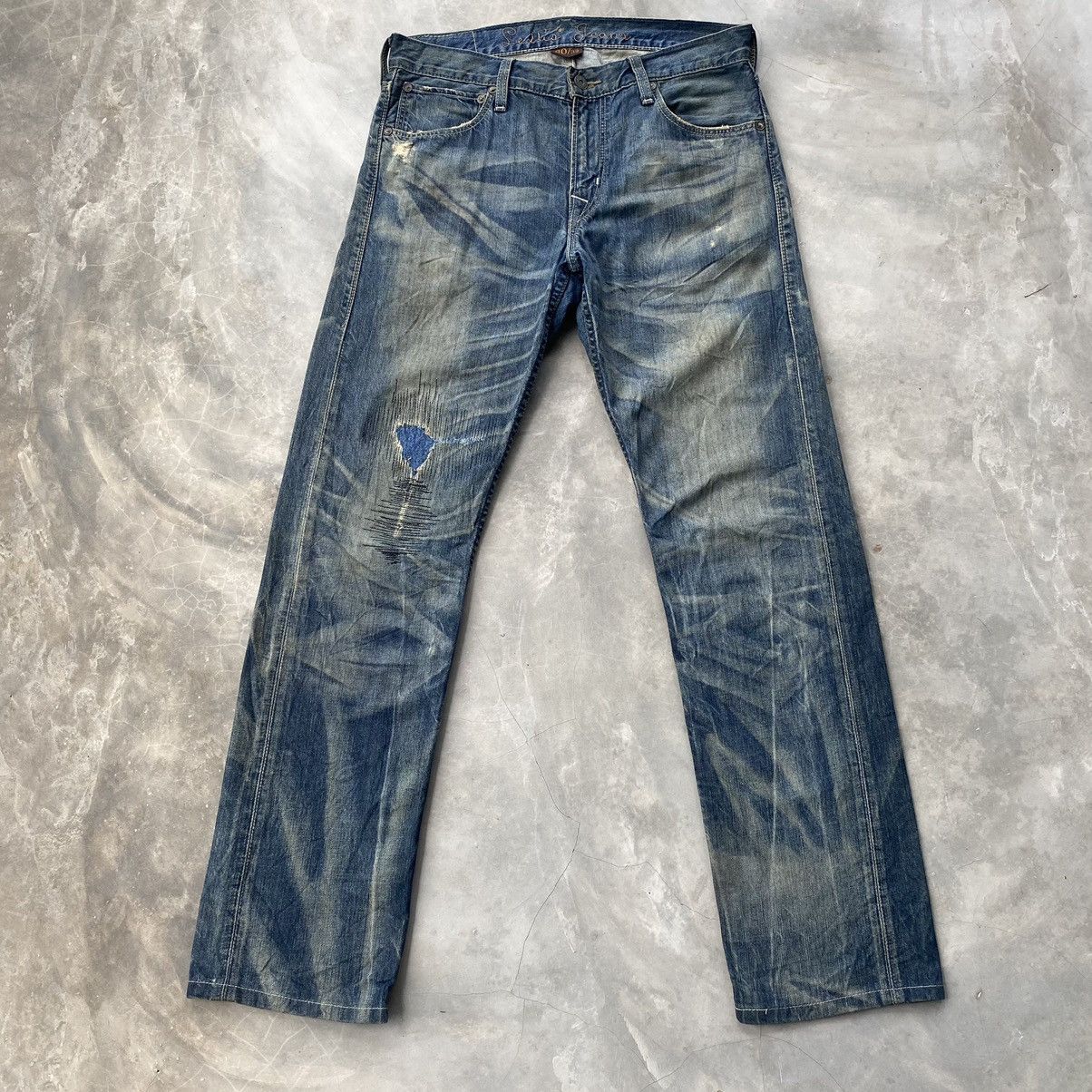 Levi's × Vintage Vintage Levis 202 distressed denim sun faded Size US 31 - 1 Thumbnail