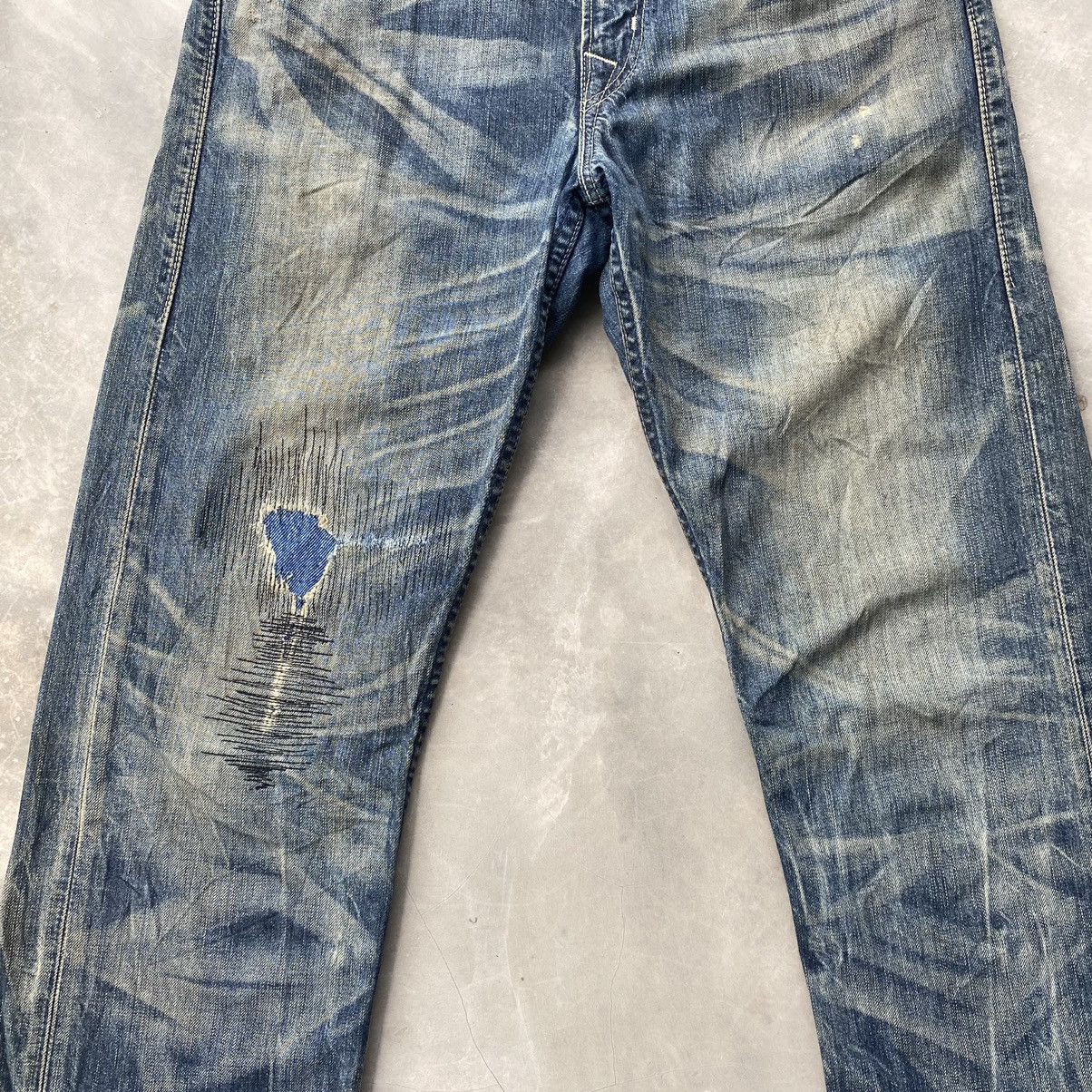 Levi's × Vintage Vintage Levis 202 distressed denim sun faded Size US 31 - 3 Thumbnail