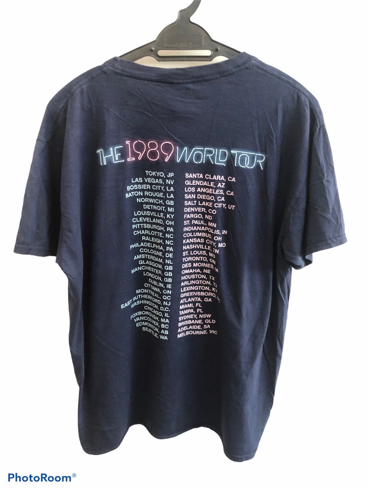 Band Tees × Rap Tees × Vintage Taylor Swift Tour Shirt size L Size US L / EU 52-54 / 3 - 2 Thumbnail