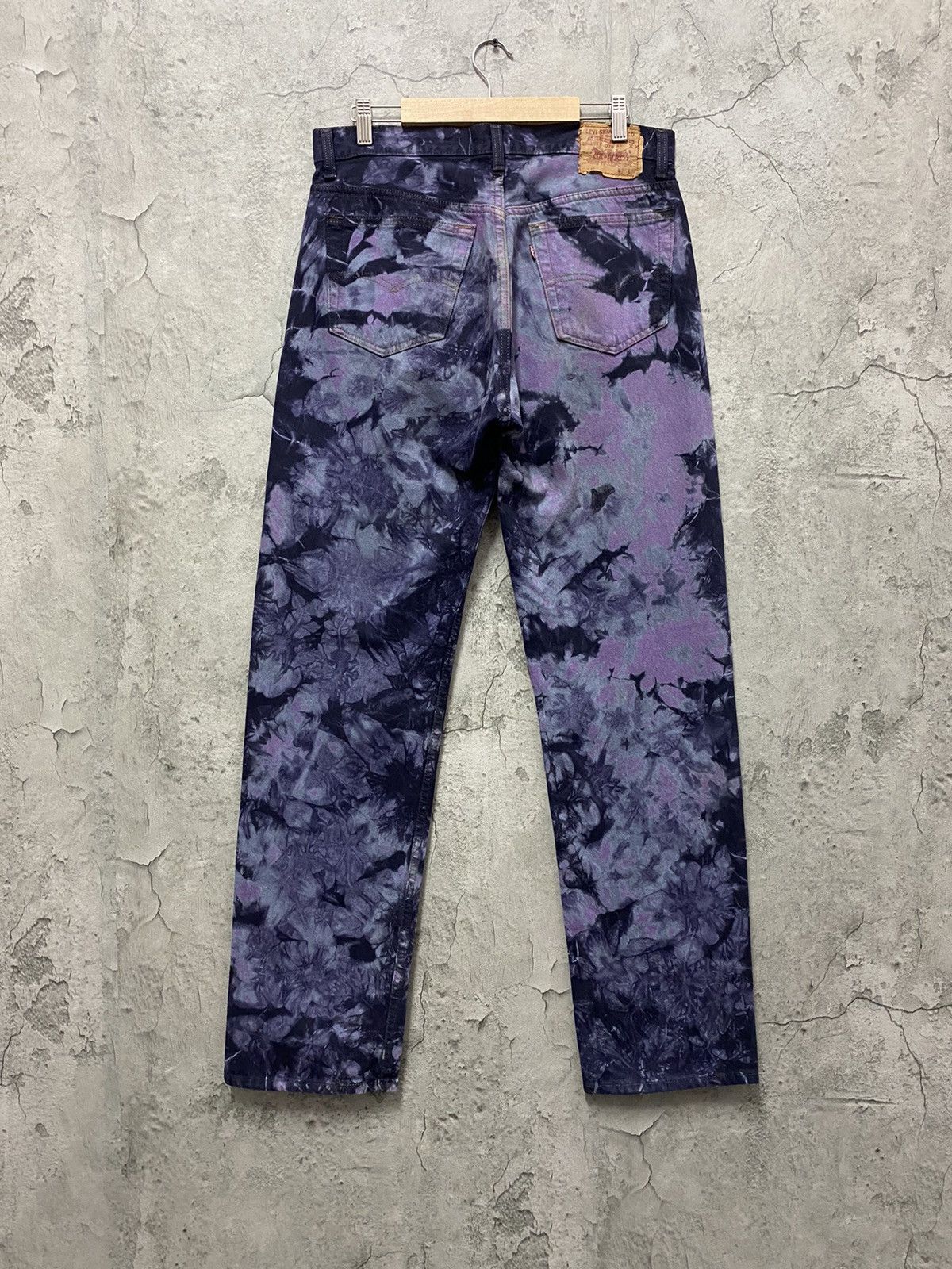 Levi's Vintage Levis 501 532 Button Psychedelic Tie Dye Denim Size US 32 / EU 48 - 1 Thumbnail