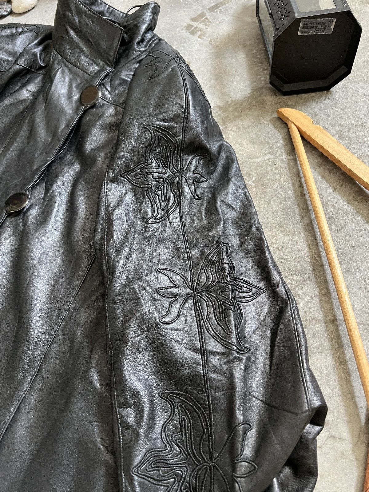 Japanese Brand × Vintage Vintage🏴‍☠️ Japanese Fully Leather Jacket Flower Embroidery Size US XL / EU 56 / 4 - 16 Thumbnail