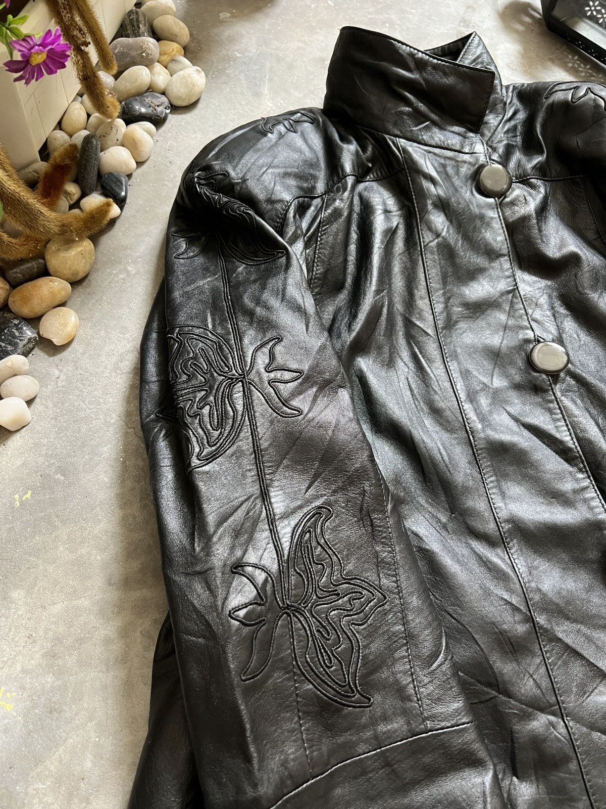 Japanese Brand × Vintage Vintage🏴‍☠️ Japanese Fully Leather Jacket Flower Embroidery Size US XL / EU 56 / 4 - 14 Thumbnail