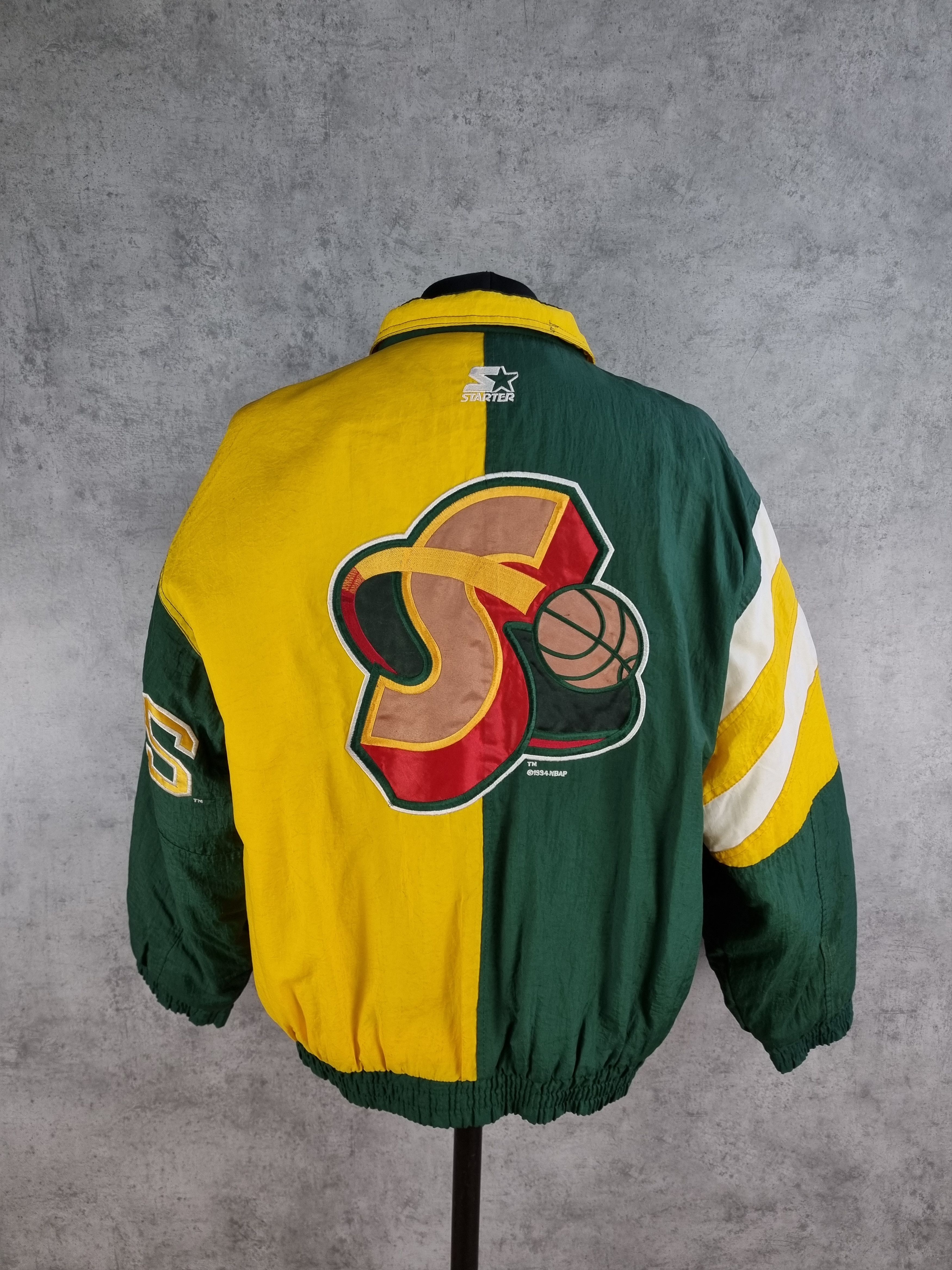 NBA × Starter × Vintage 1994 Seattle Sonics NBA Basketball Bomber Nylon Jacket Size US L / EU 52-54 / 3 - 1 Thumbnail