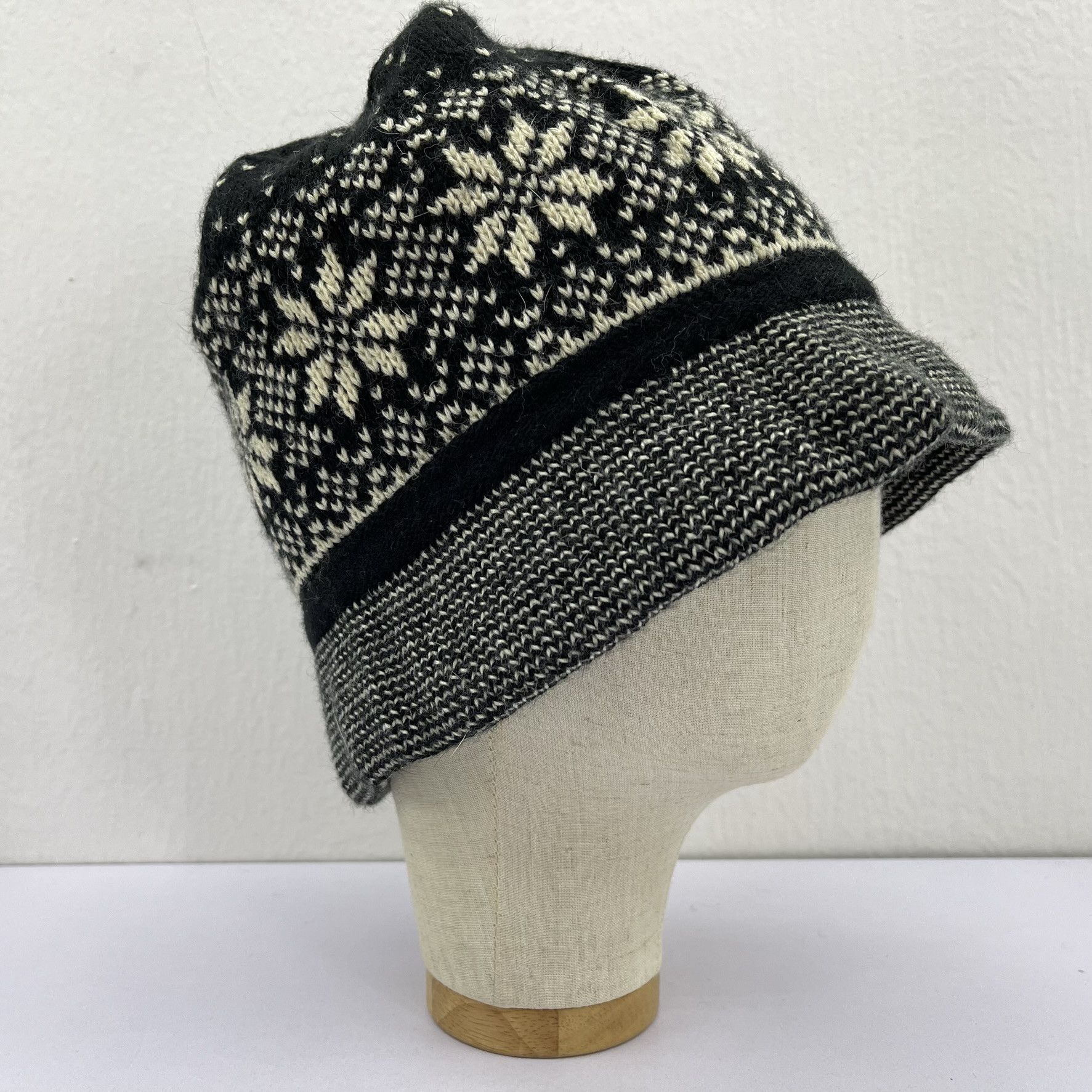 Japanese Brand Bella Sportif Nice Design Bucket Hats-BH4162 Size ONE SIZE - 3 Thumbnail