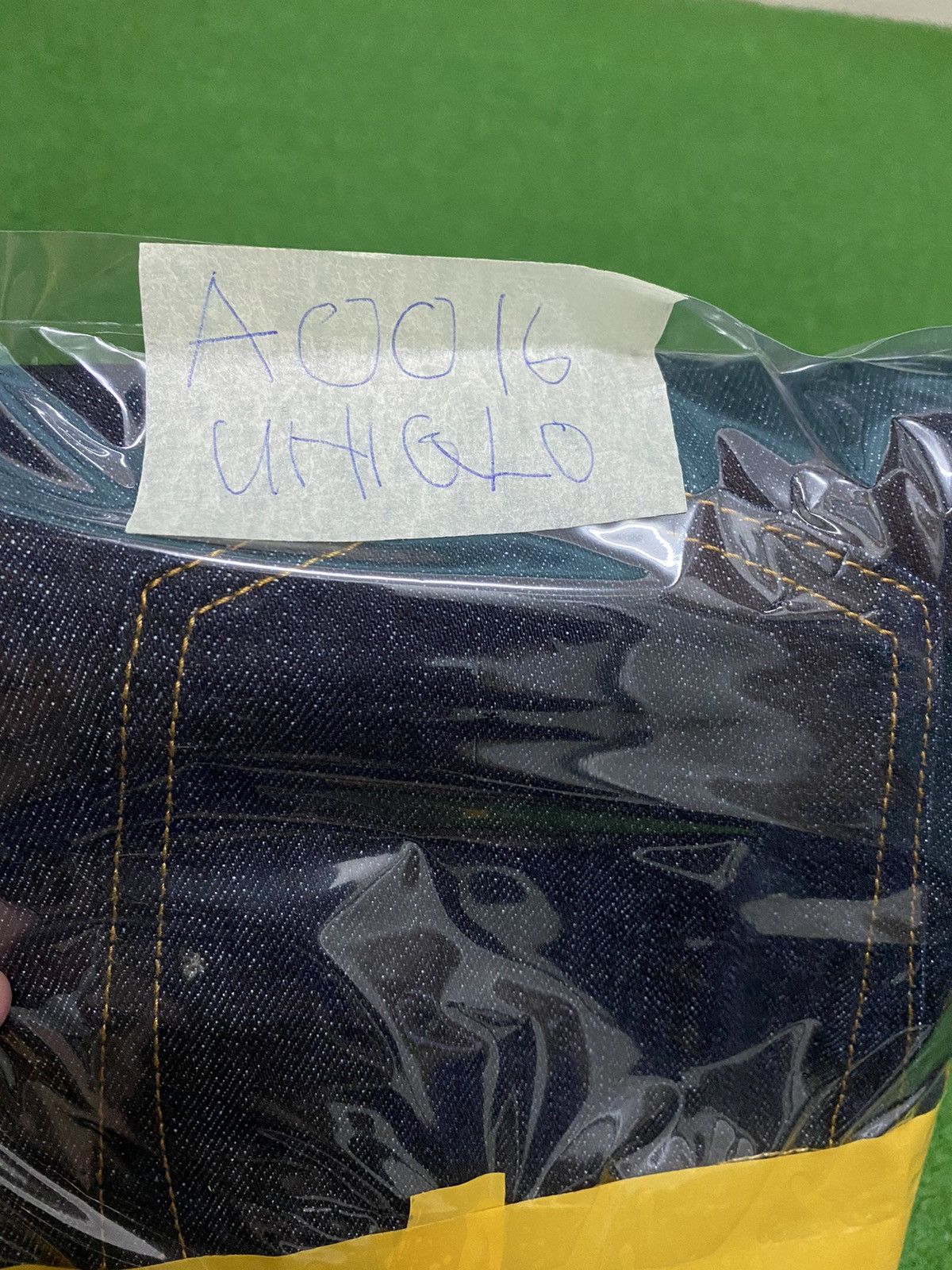 Japanese Brand UNIQLO SELVAGE DENIM SIZE 29-30 Size US 29 - 9 Thumbnail