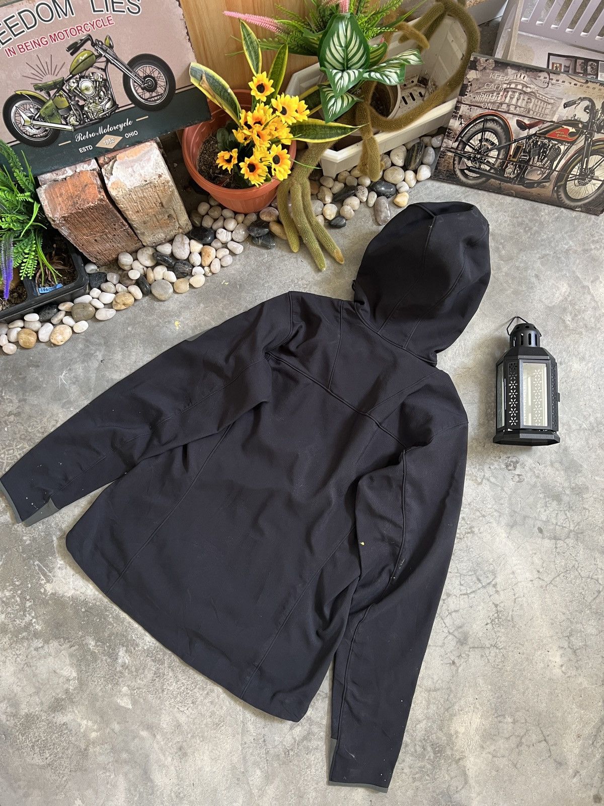 Arc'teryx Steals 🏴‍☠️ Arc'Teryx Soft Shell Cap Hoodie Black Jacket Size XL / US 12-14 / IT 48-50 - 12 Thumbnail