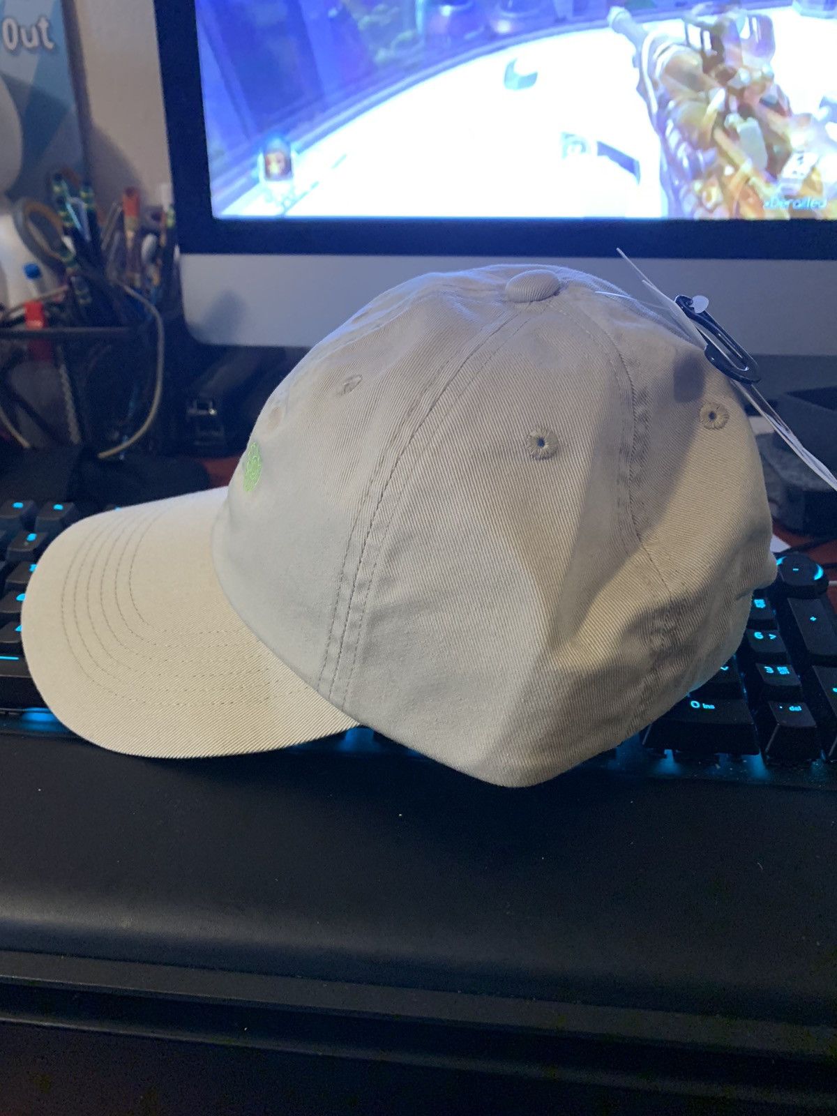 Billie Eilish Billie Eilish Taksahi Murakami Uniqlo Hat Size ONE SIZE - 4 Thumbnail