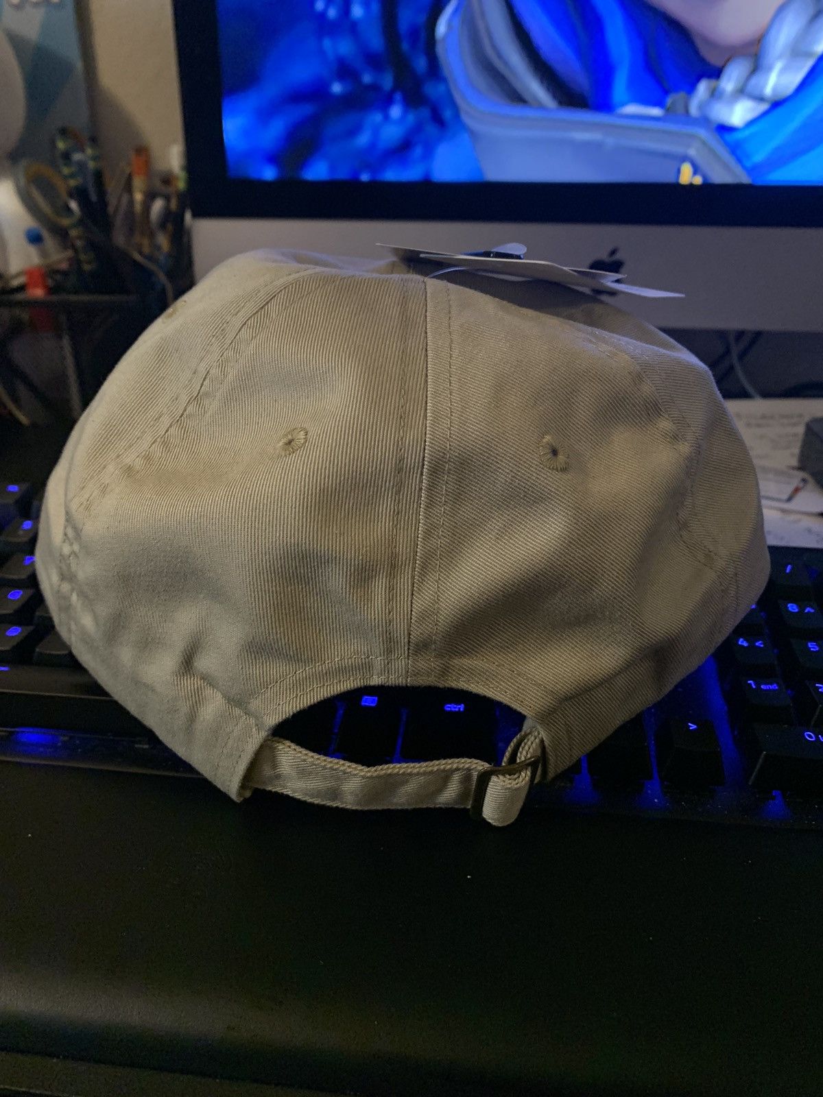 Billie Eilish Billie Eilish Taksahi Murakami Uniqlo Hat Size ONE SIZE - 2 Thumbnail