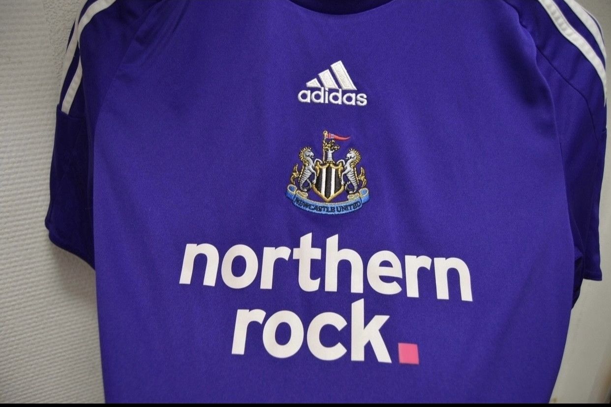 Adidas Newcastle Adidas soccer jersey M size 07/08 northern rock Size US M / EU 48-50 / 2 - 5 Thumbnail