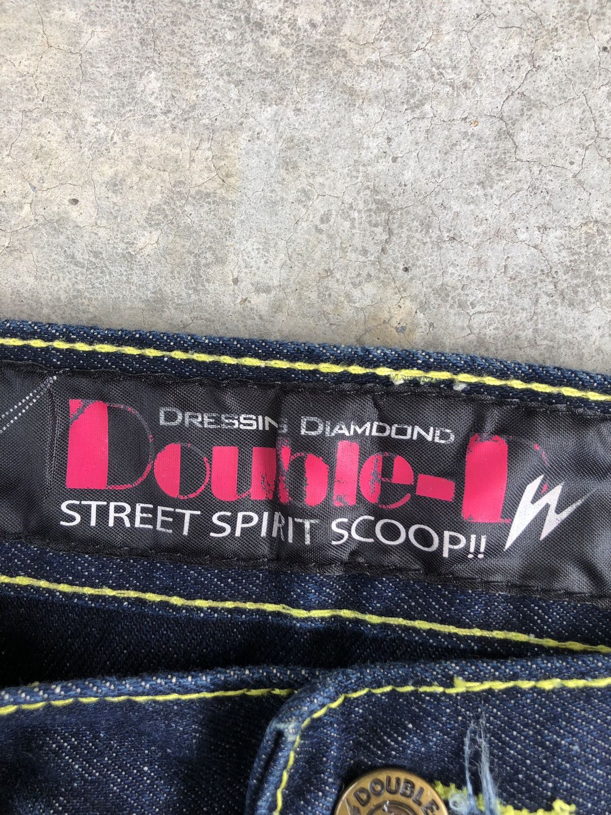 Japanese Brand Japanese Double D Spellout Embroidered Jeans Size US 35 - 15 Thumbnail