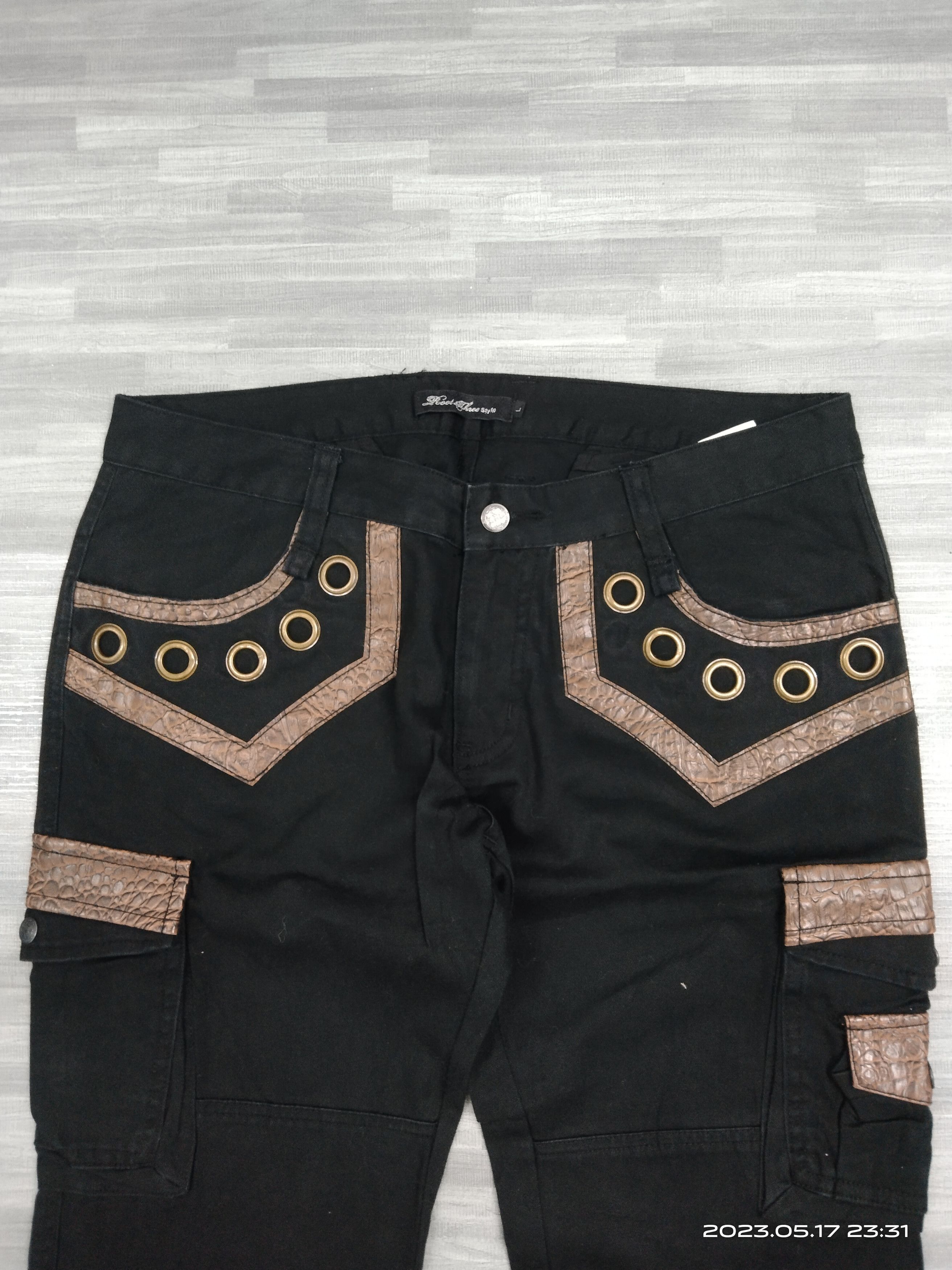 Japanese Brand FLARE CARGO ROOT THREE PANTS Size US 33 - 4 Thumbnail
