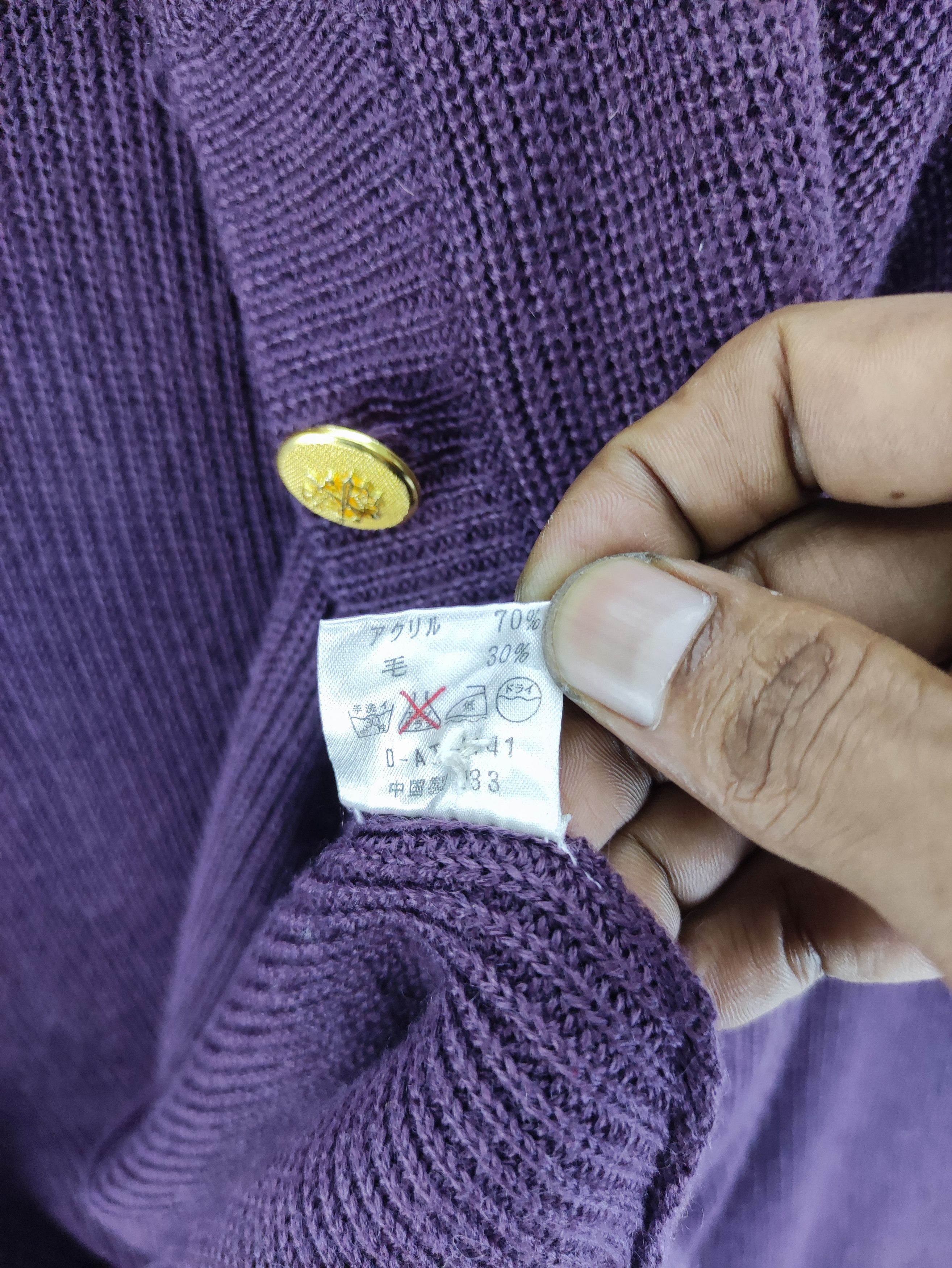 Aran Isles Knitwear Vintage Pleu Voir knit Cardigan Button Up Size US M / EU 48-50 / 2 - 5 Thumbnail