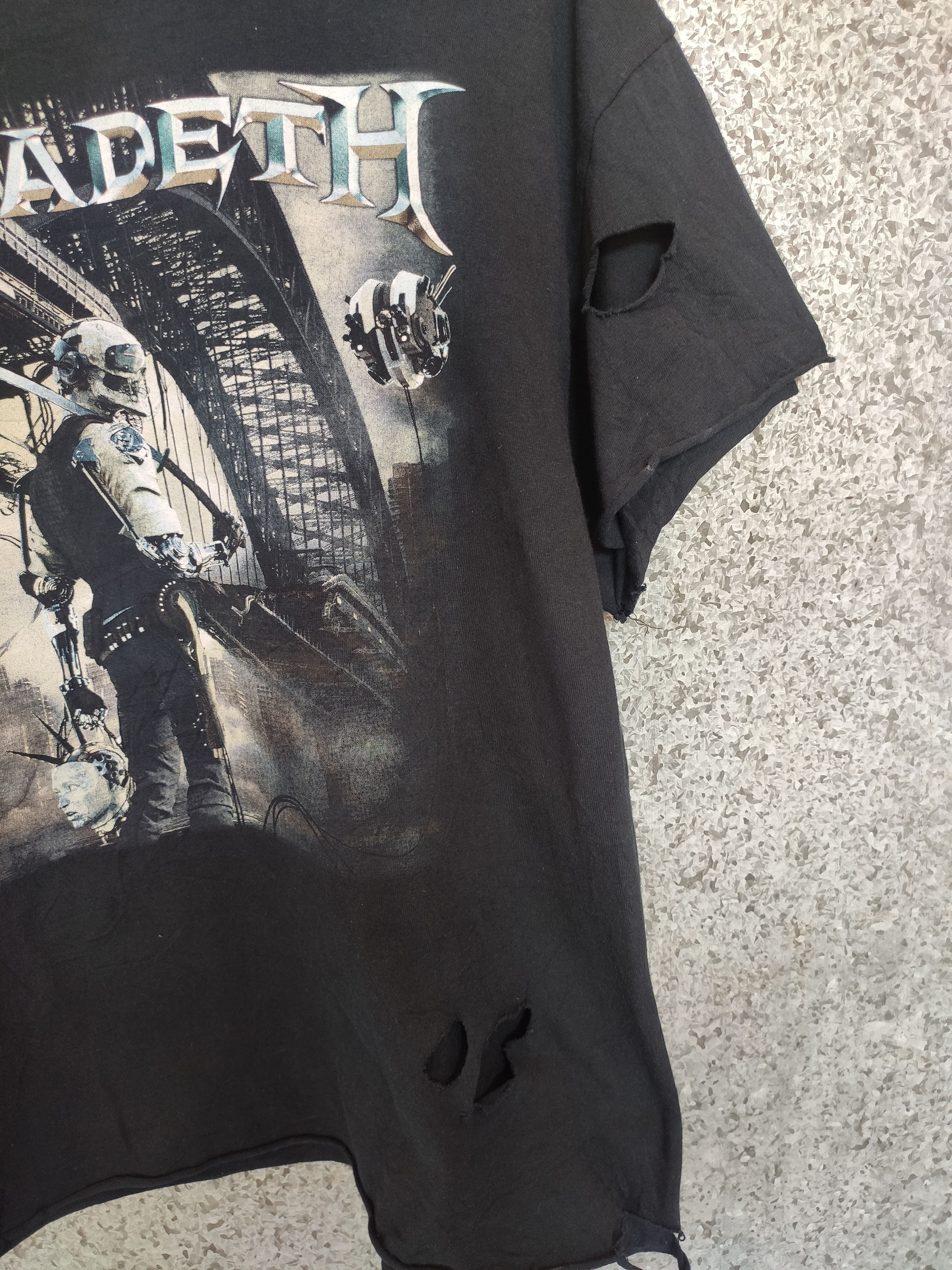 Band Tees 🔥 Megadeath t shirt distressed Megadeath World Tour tee Size US XL / EU 56 / 4 - 8 Thumbnail