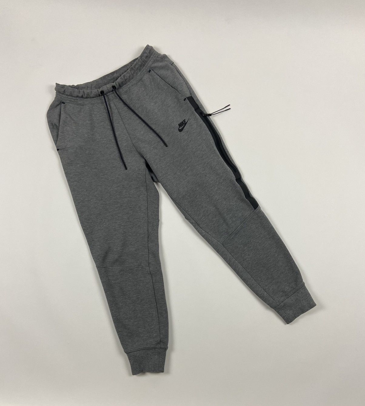 Nike Nike Tech Fleece Pant Size 26" / US 2 / IT 38 - 1 Thumbnail