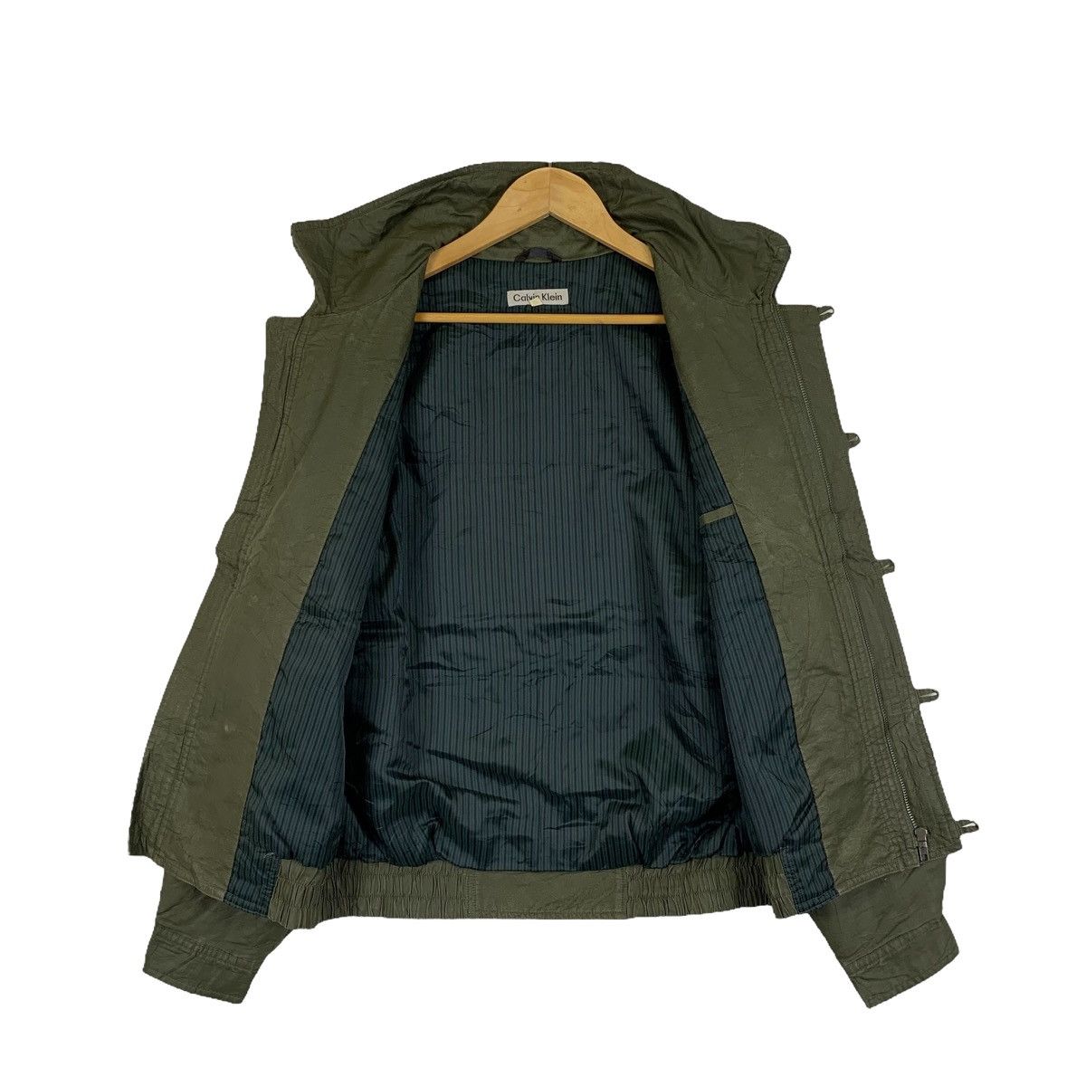 Calvin Klein × Vintage CALVIN KLEIN Casualwear Fashion Design Zipper Bomber Jacket Size US L / EU 52-54 / 3 - 3 Thumbnail